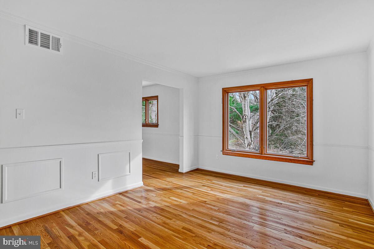 HOBBITS GLEN - Residential