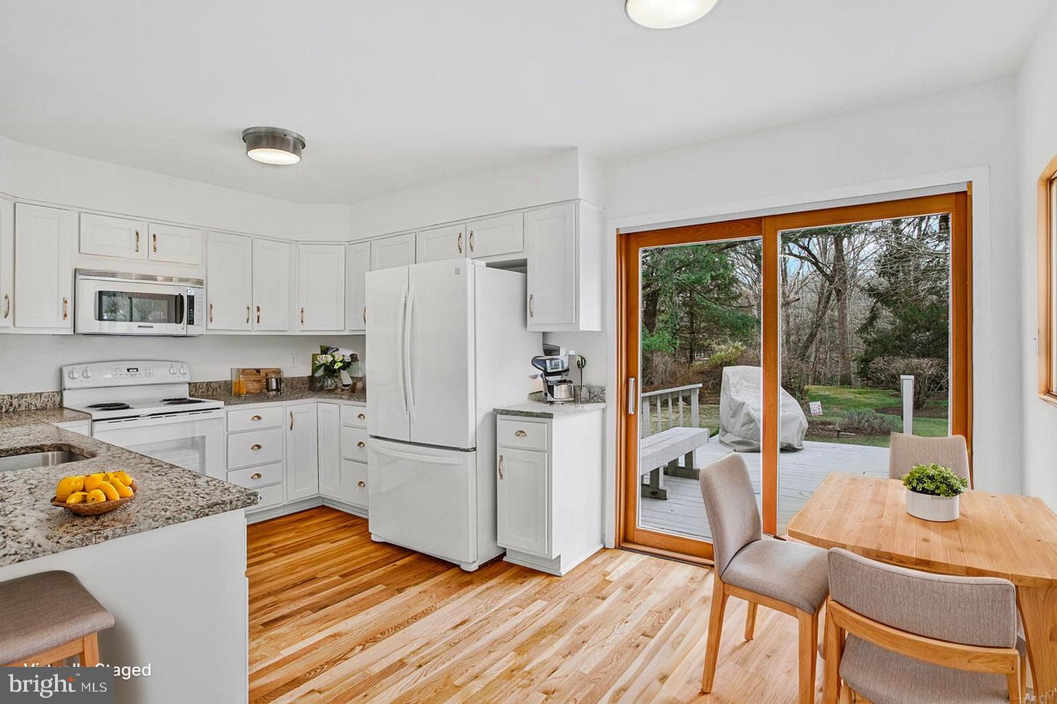 HOBBITS GLEN - Residential