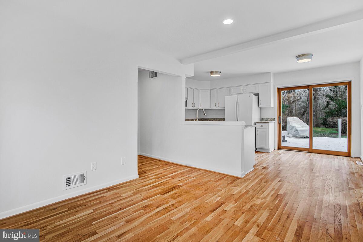 HOBBITS GLEN - Residential