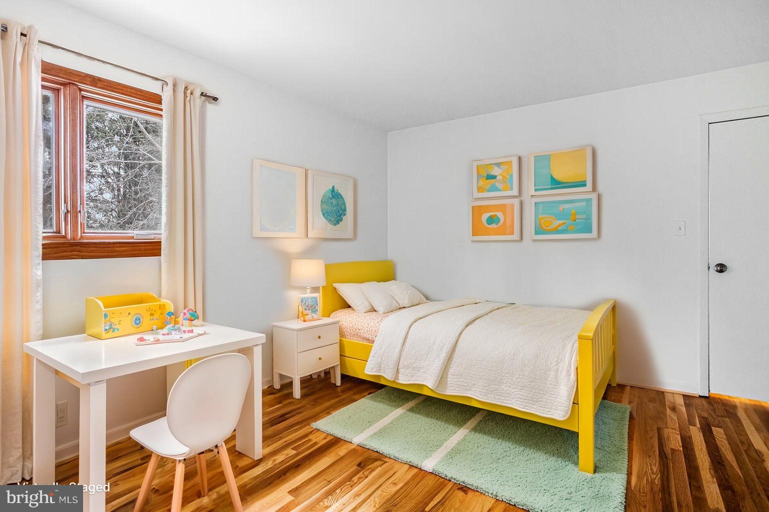 HOBBITS GLEN - Residential