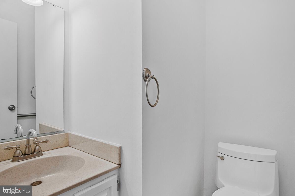 HOBBITS GLEN - Residential