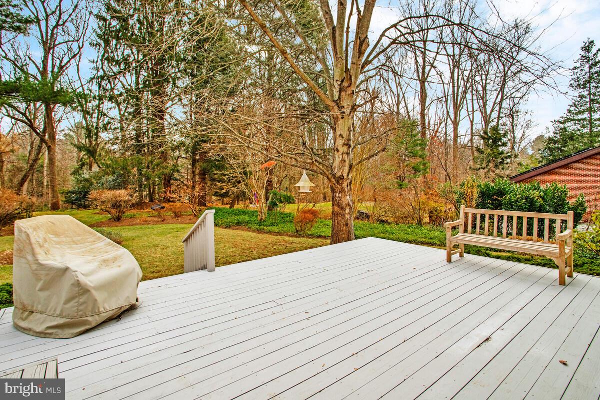 HOBBITS GLEN - Residential