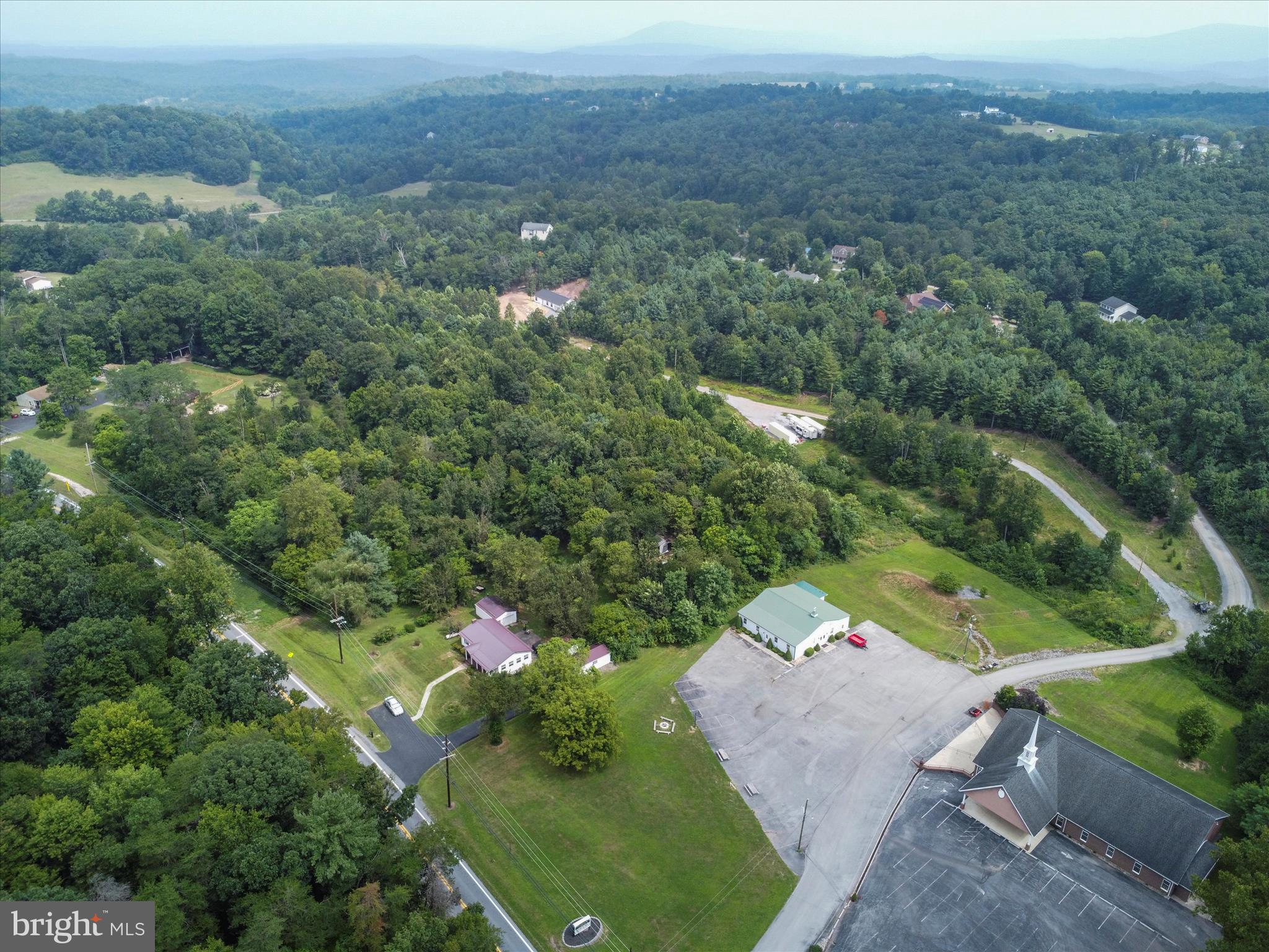 NINE EAST ESTATES - Residential