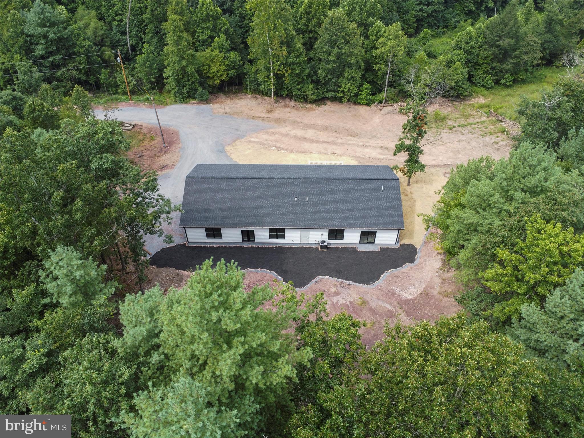 NINE EAST ESTATES - Residential