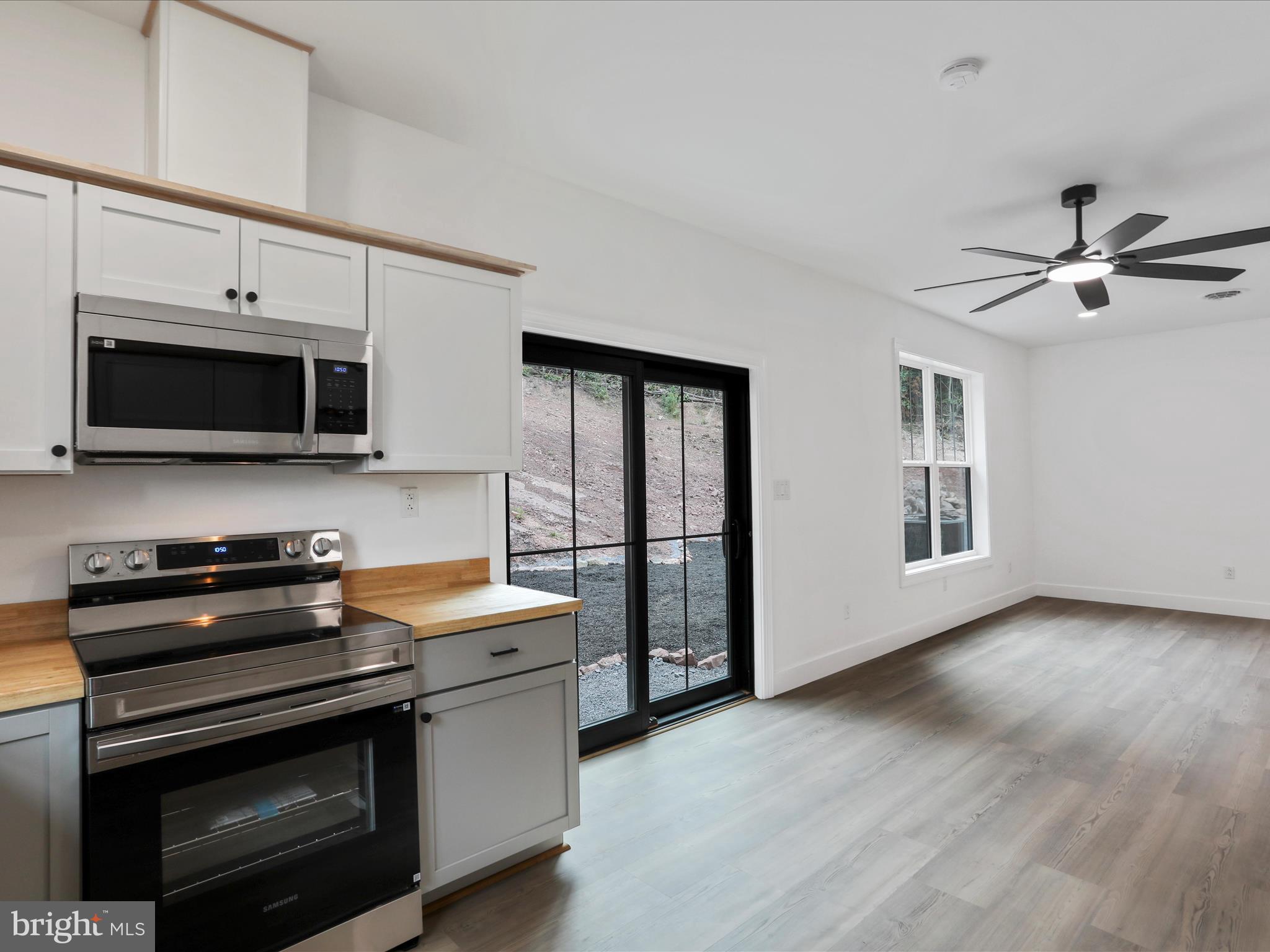 NINE EAST ESTATES - Residential