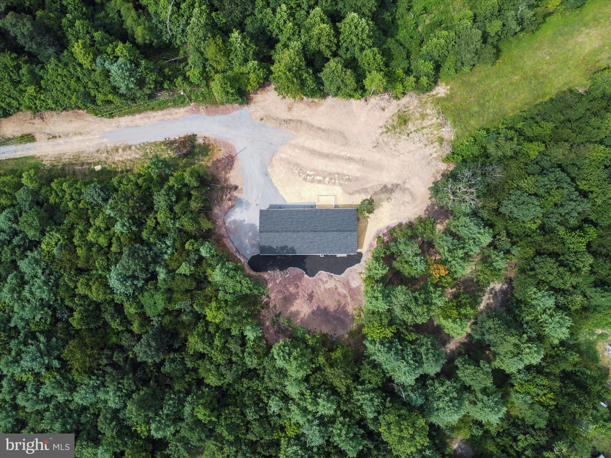 NINE EAST ESTATES - Residential