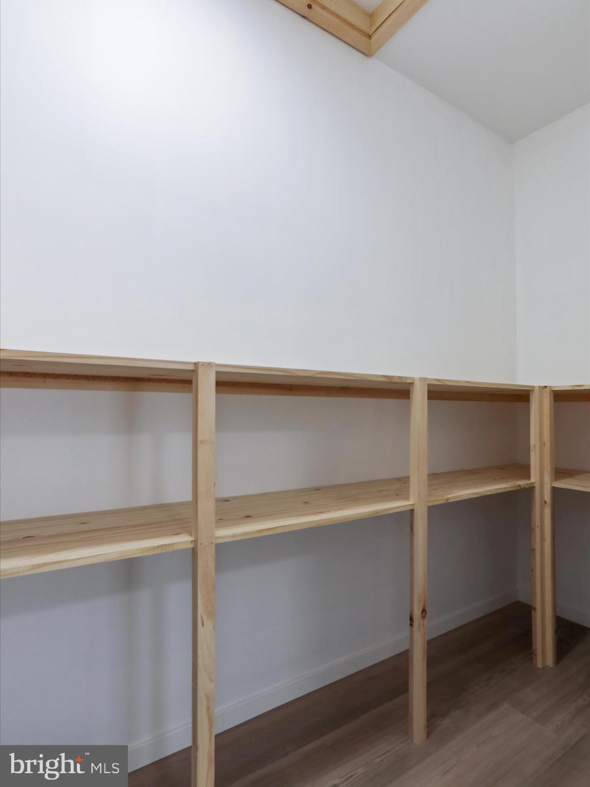 NINE EAST ESTATES - Residential