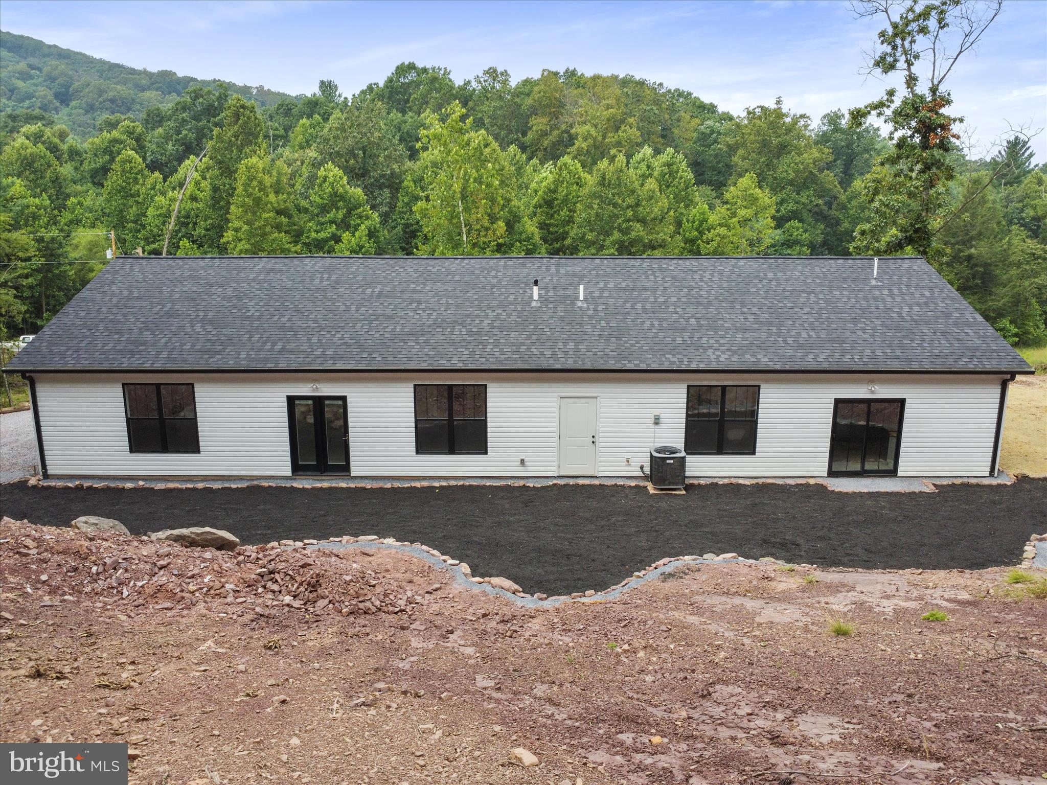 NINE EAST ESTATES - Residential