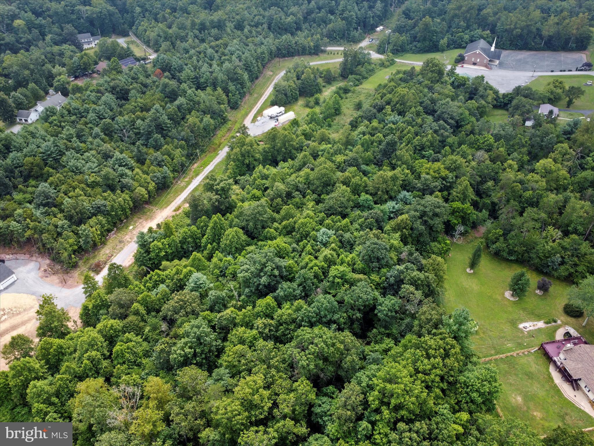 NINE EAST ESTATES - Residential