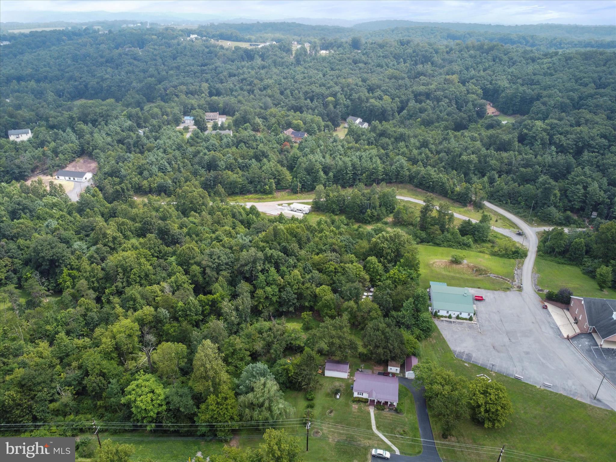 NINE EAST ESTATES - Residential