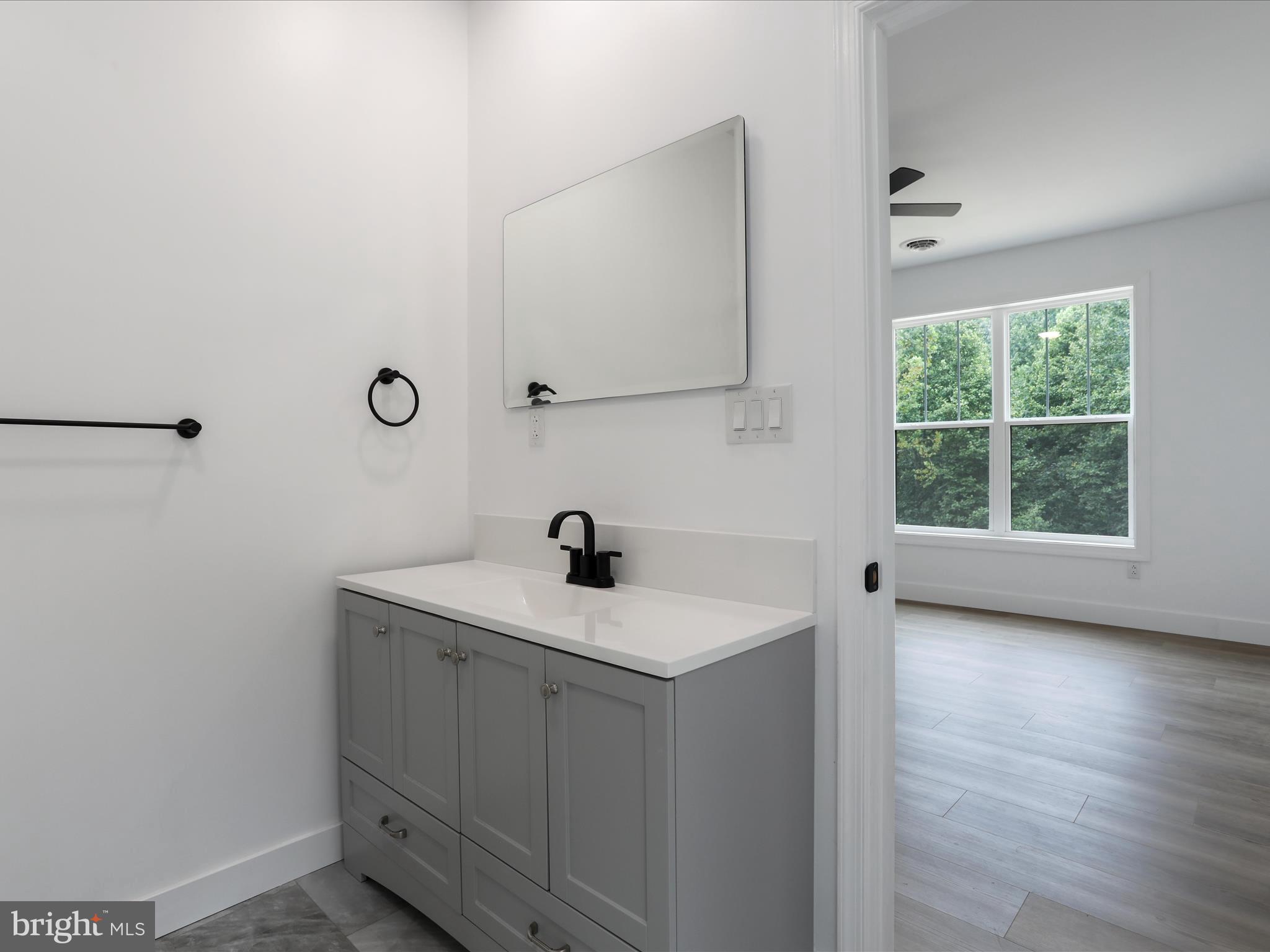 NINE EAST ESTATES - Residential