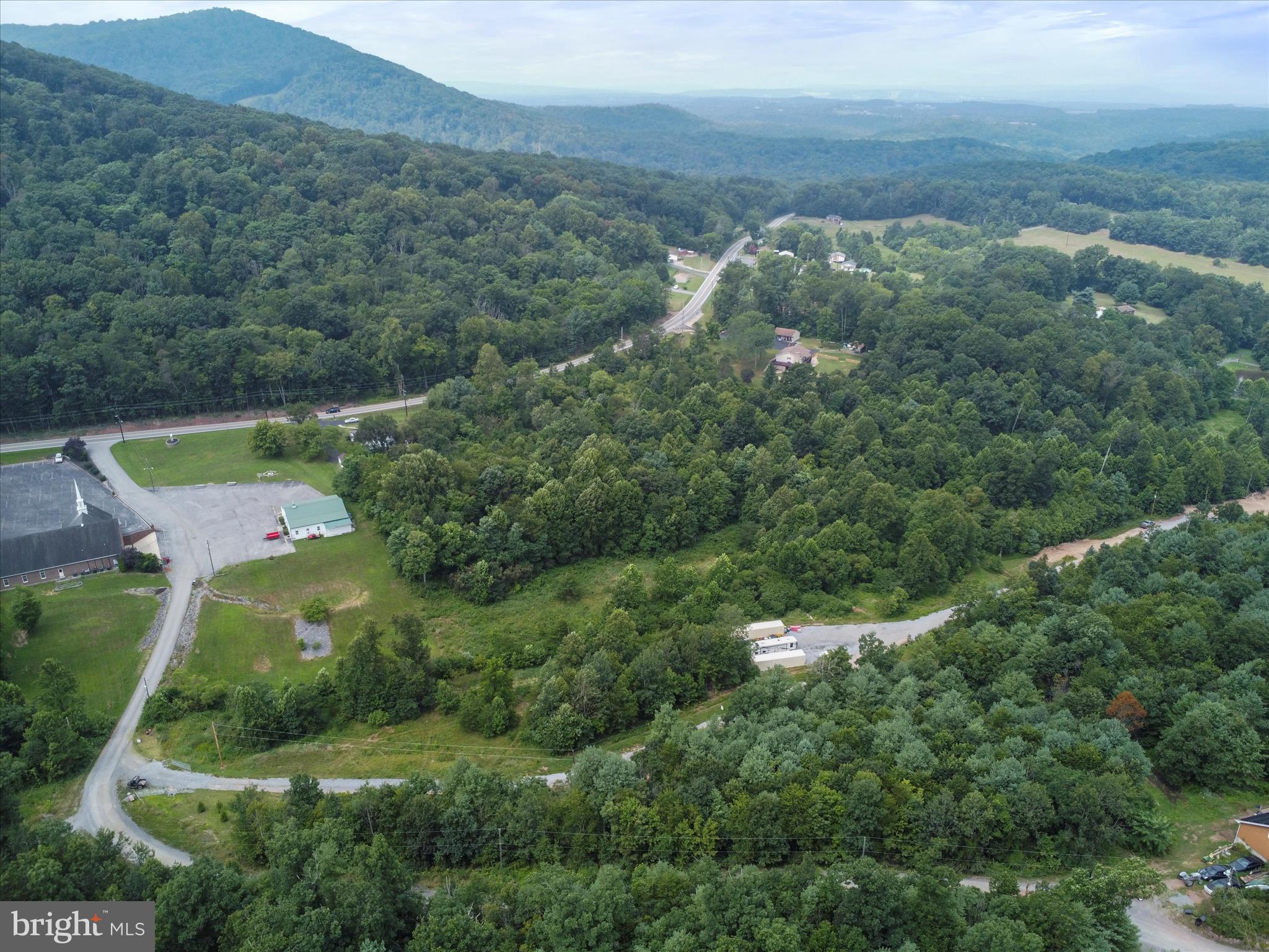 NINE EAST ESTATES - Residential