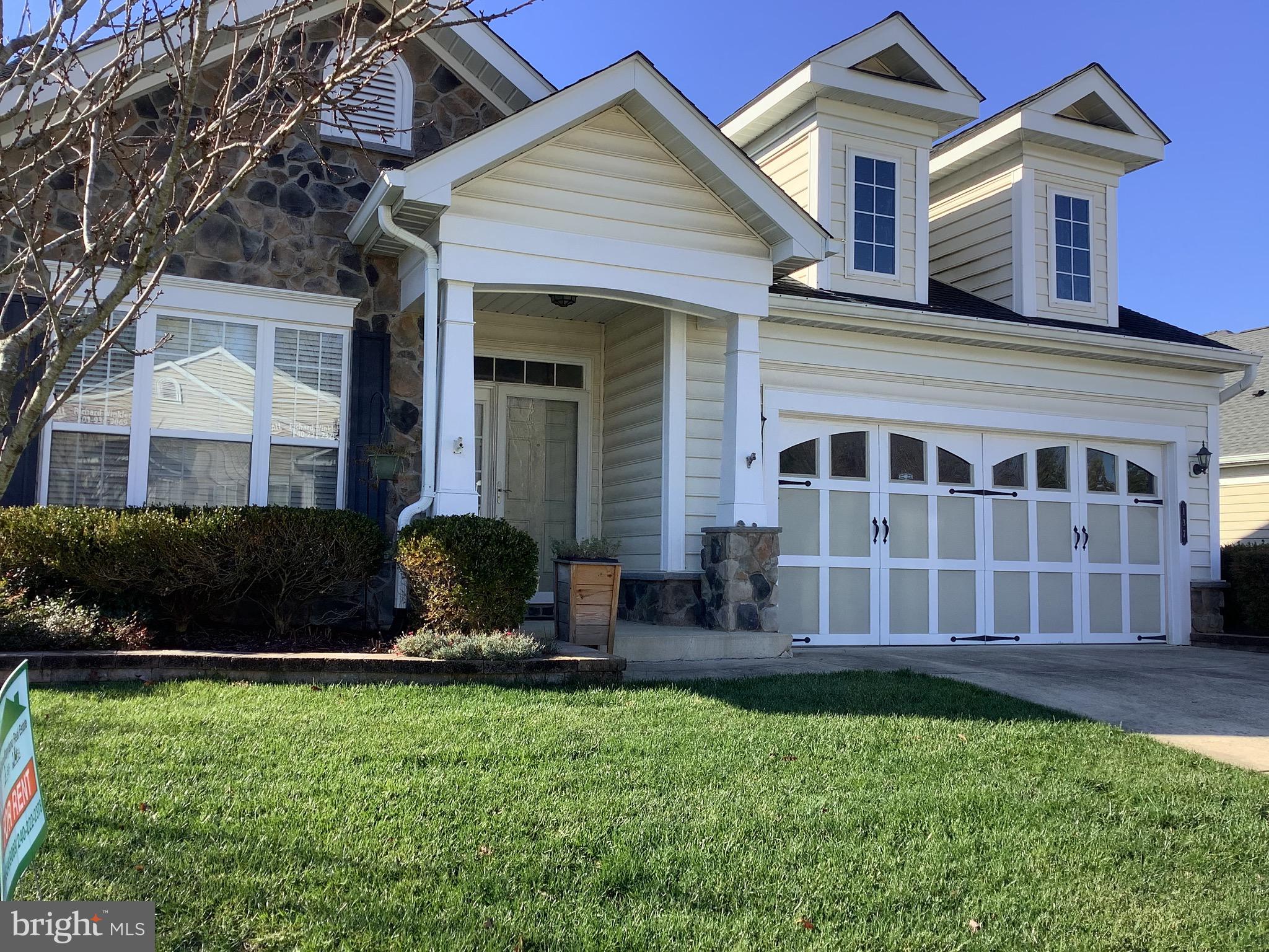 137 HAWTHORNE GREENE CIRCLE