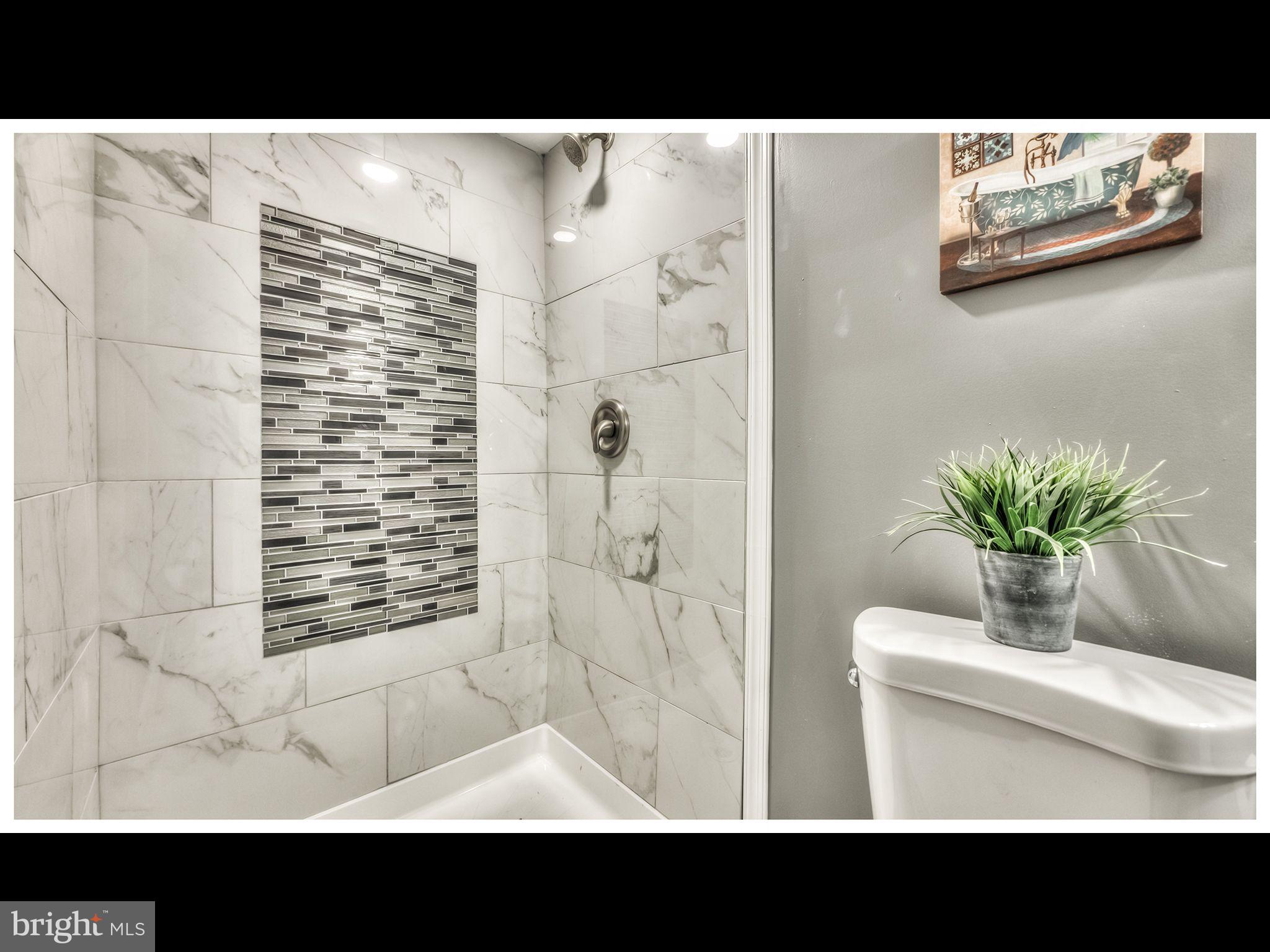 NORTHWOOD - Residential