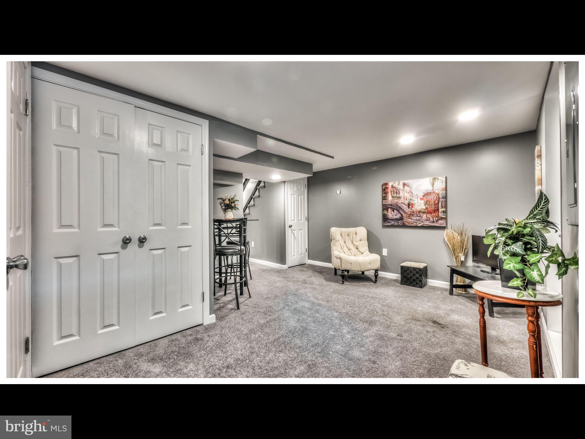 NORTHWOOD - Residential