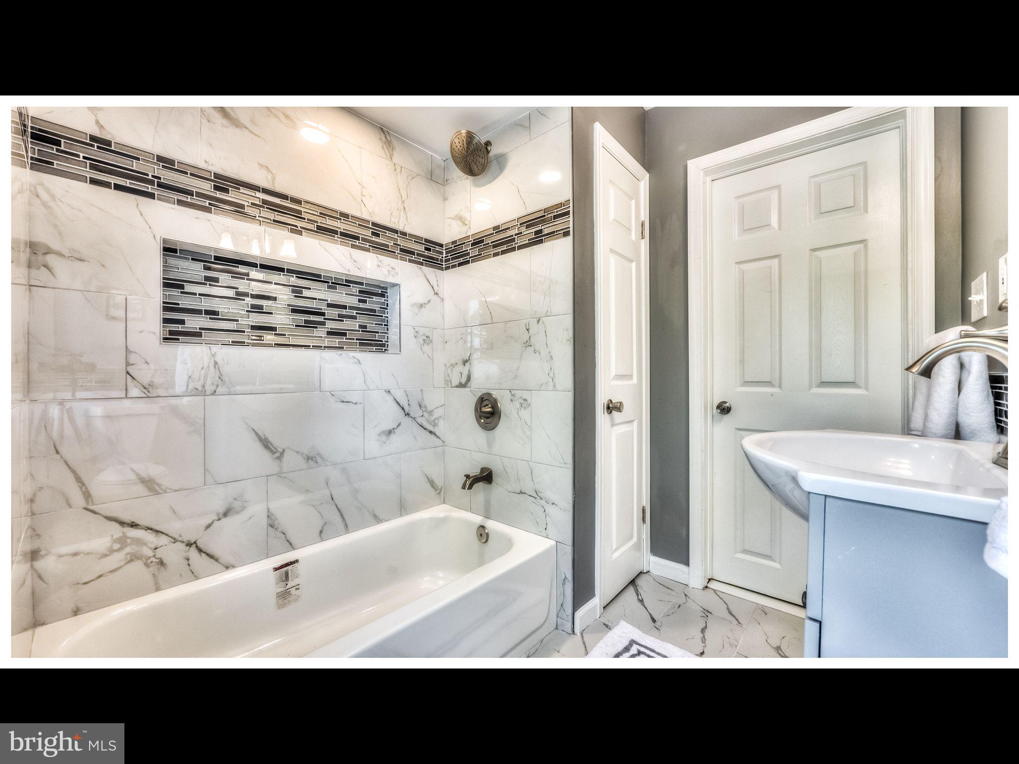 NORTHWOOD - Residential