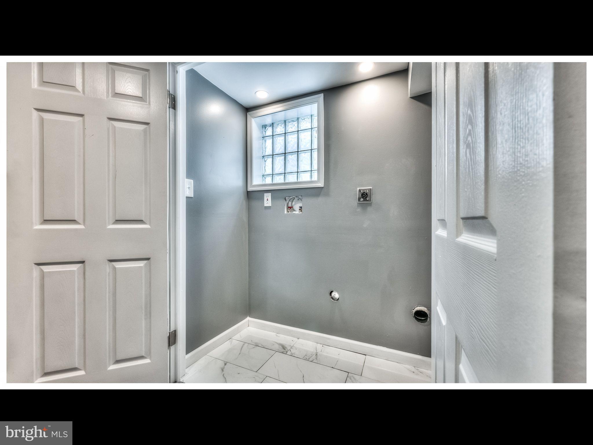 NORTHWOOD - Residential