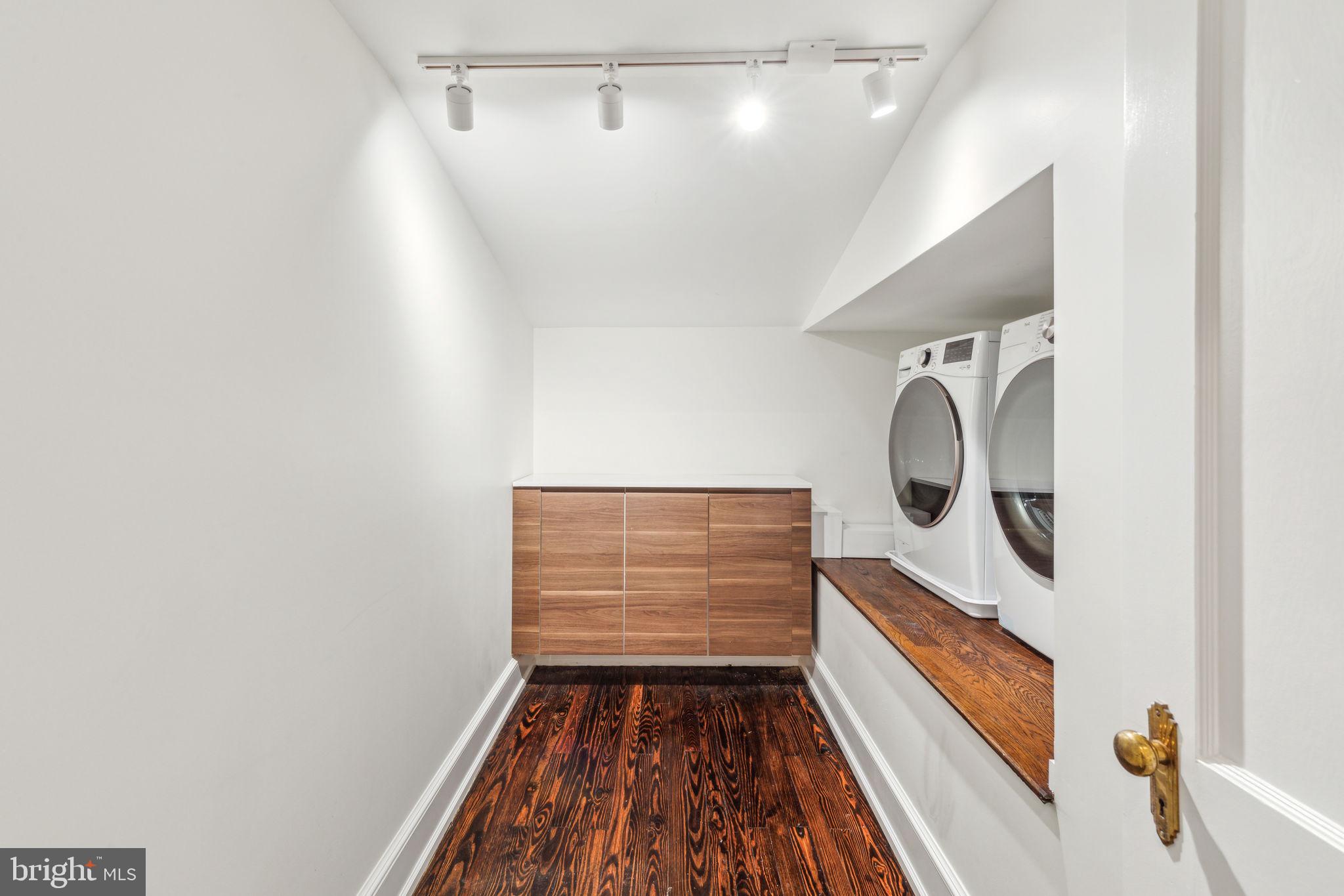 EAST MT AIRY - Residential