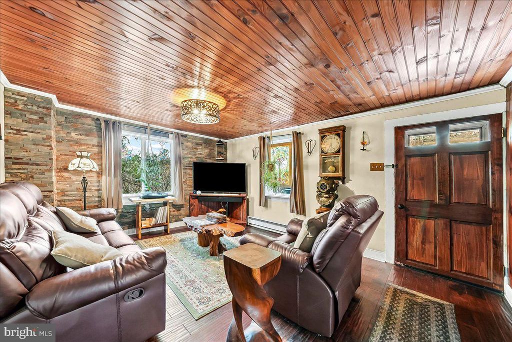 Photo of 1381 School House Ln, CHESTER SPRINGS, PA 19425 (MLS # PACT2114058)