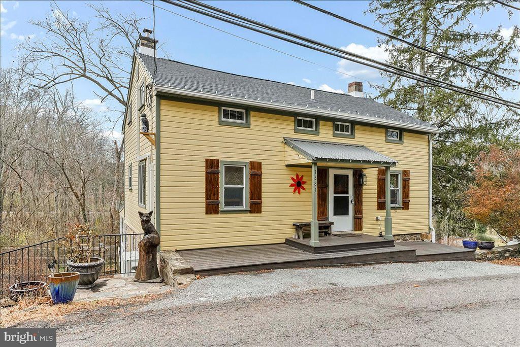 Photo of 1381 School House Ln, CHESTER SPRINGS, PA 19425 (MLS # PACT2114058)