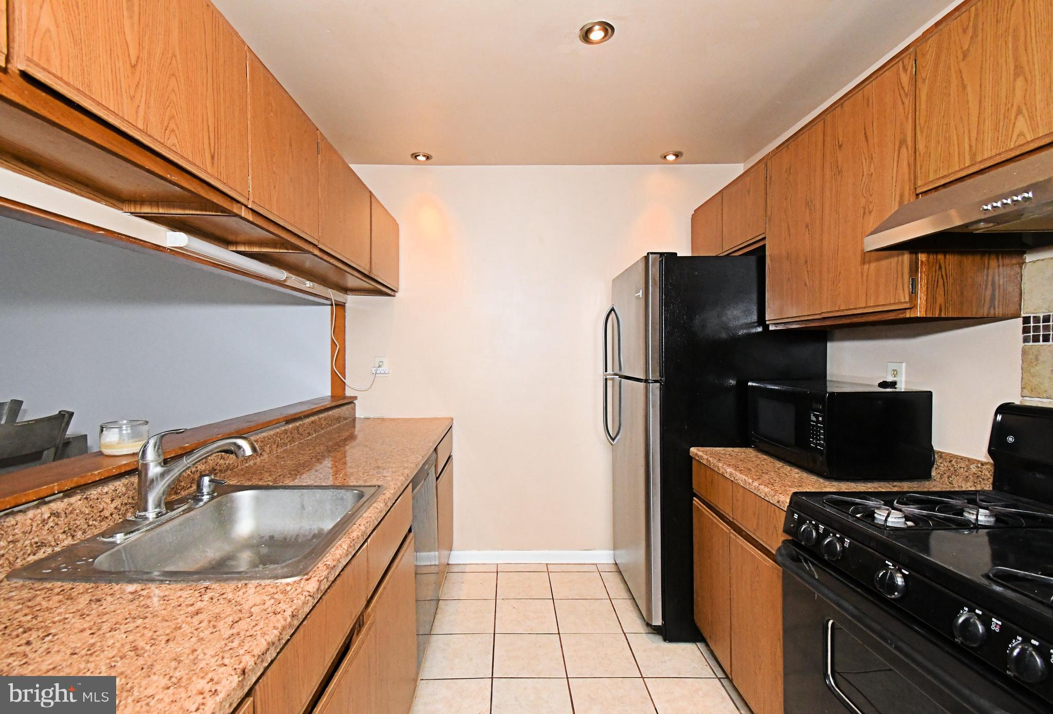 NORTHRIDGE ESTATES - Residential