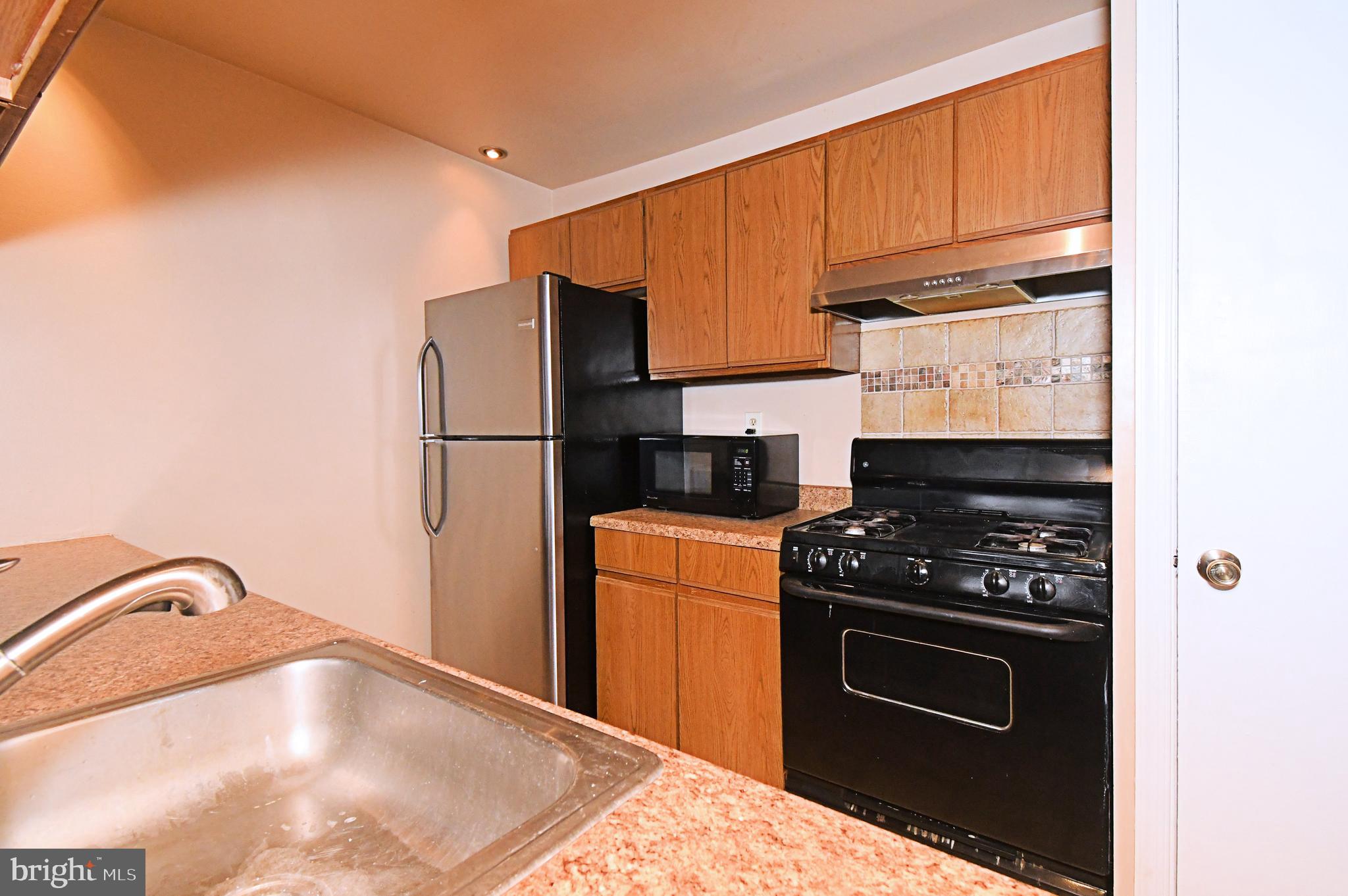 NORTHRIDGE ESTATES - Residential