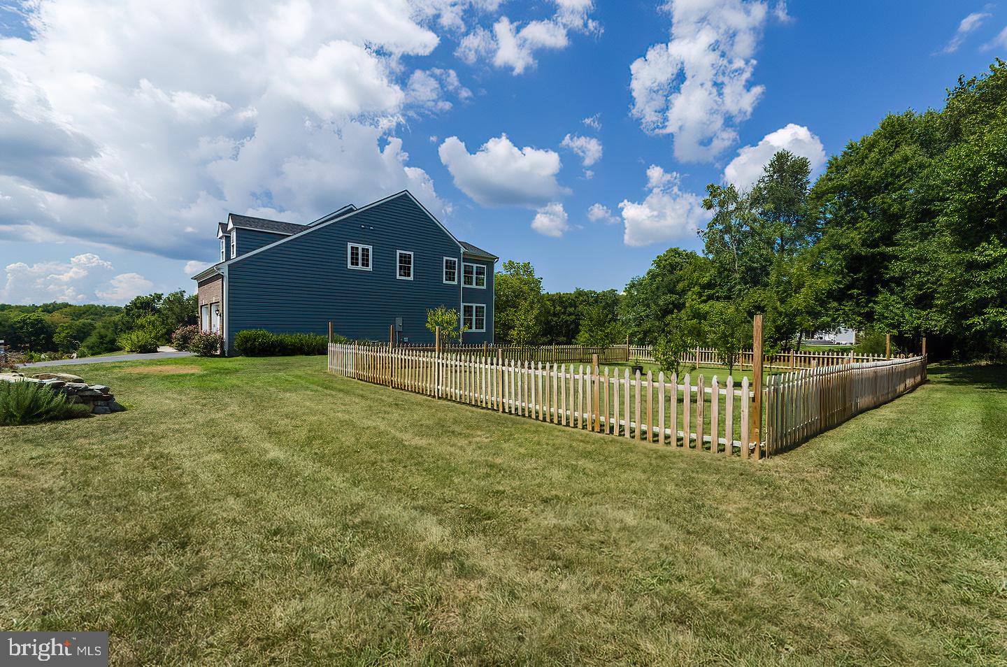 THE POINT - Residential