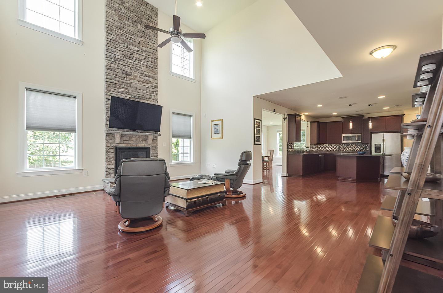 THE POINT - Residential