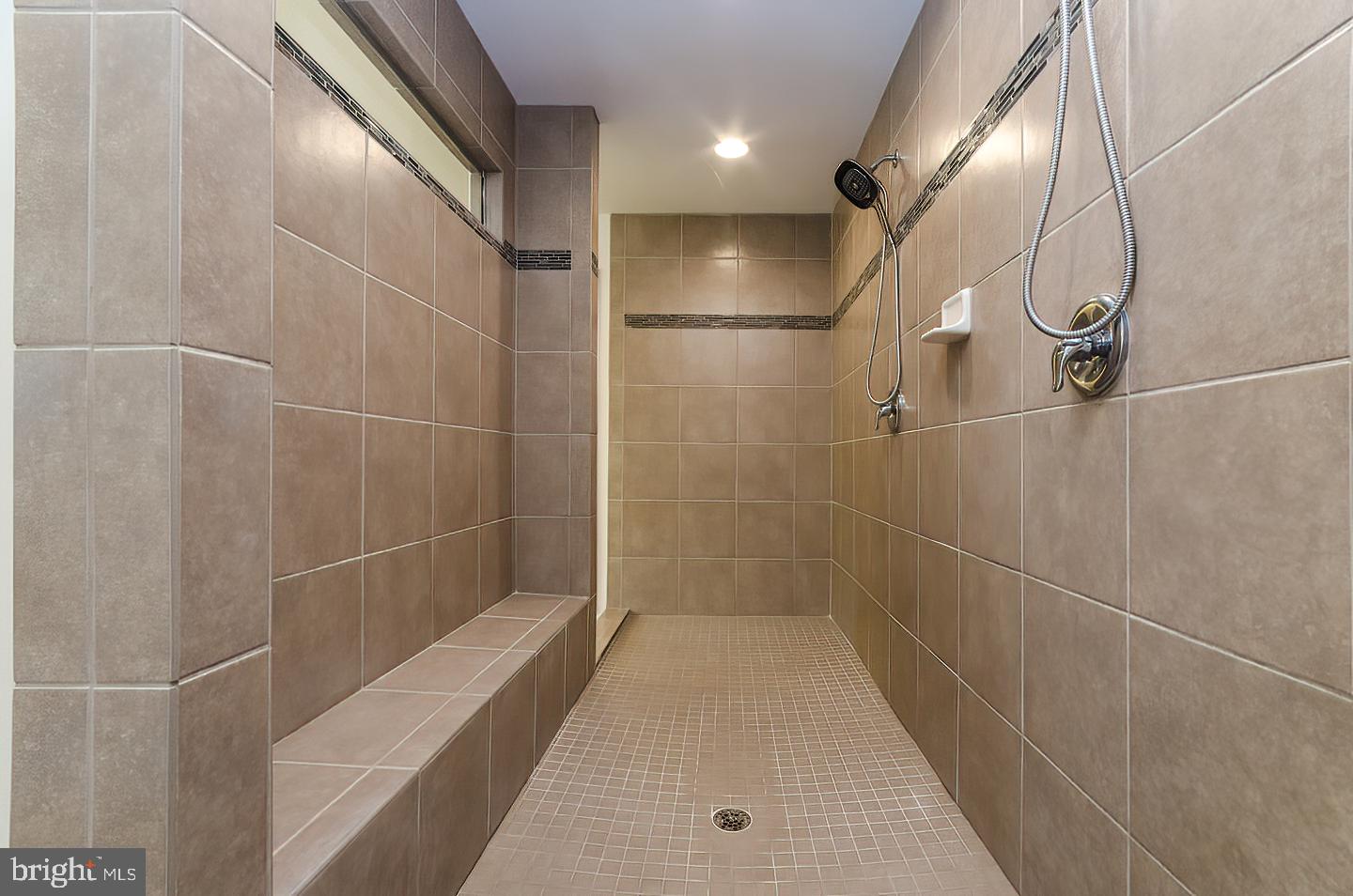 THE POINT - Residential