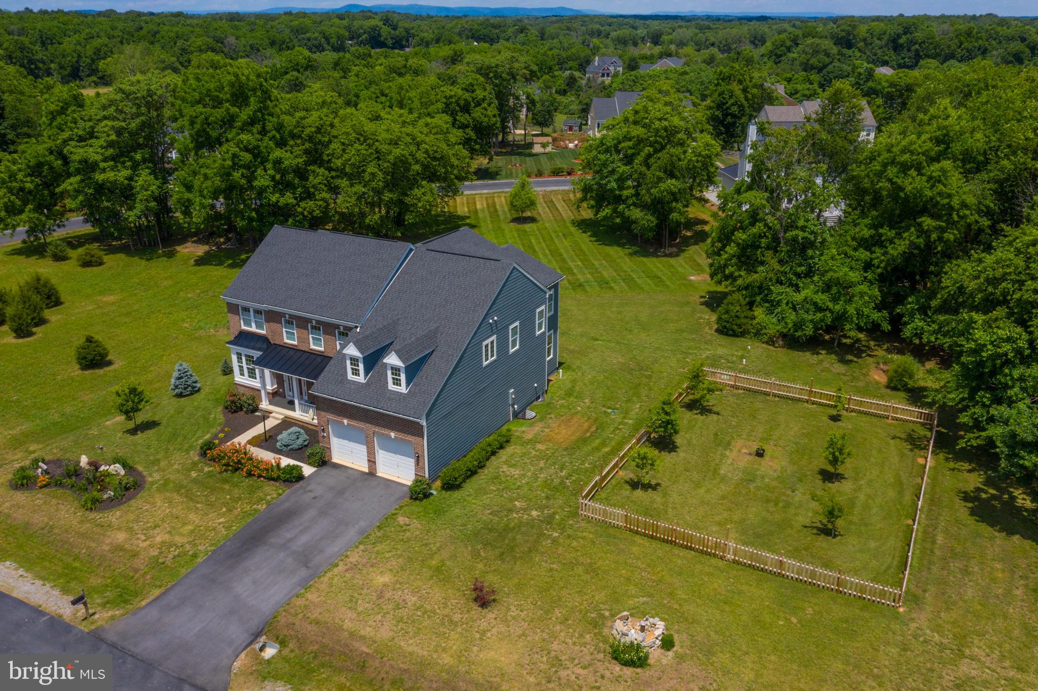 THE POINT - Residential