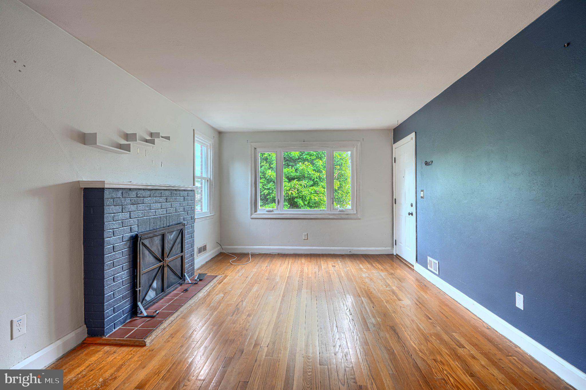 6502 EASTERN PARKWAY