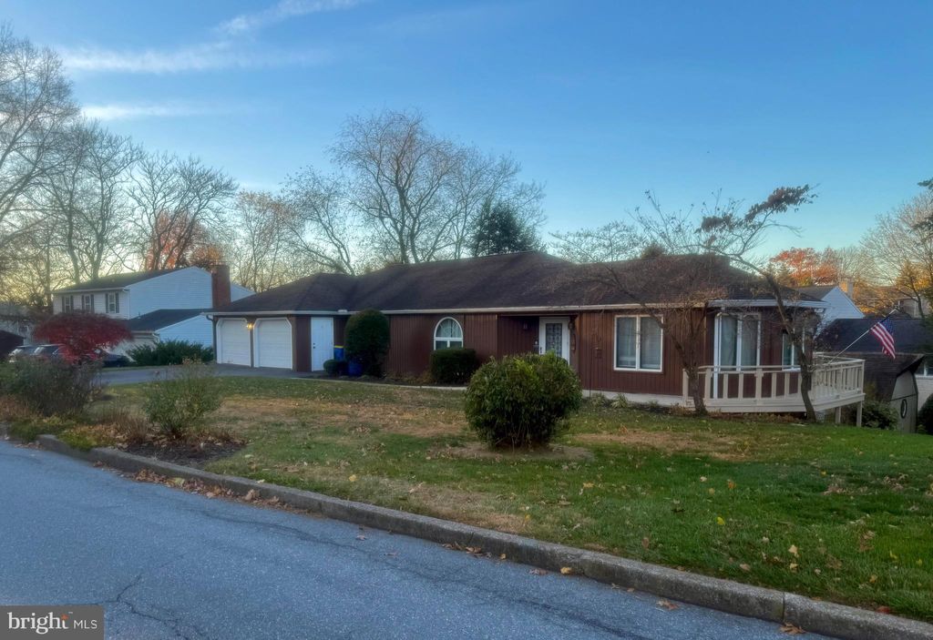 Photo of 551 Strites Road, HARRISBURG, PA 17111 (MLS # PADA2051740)