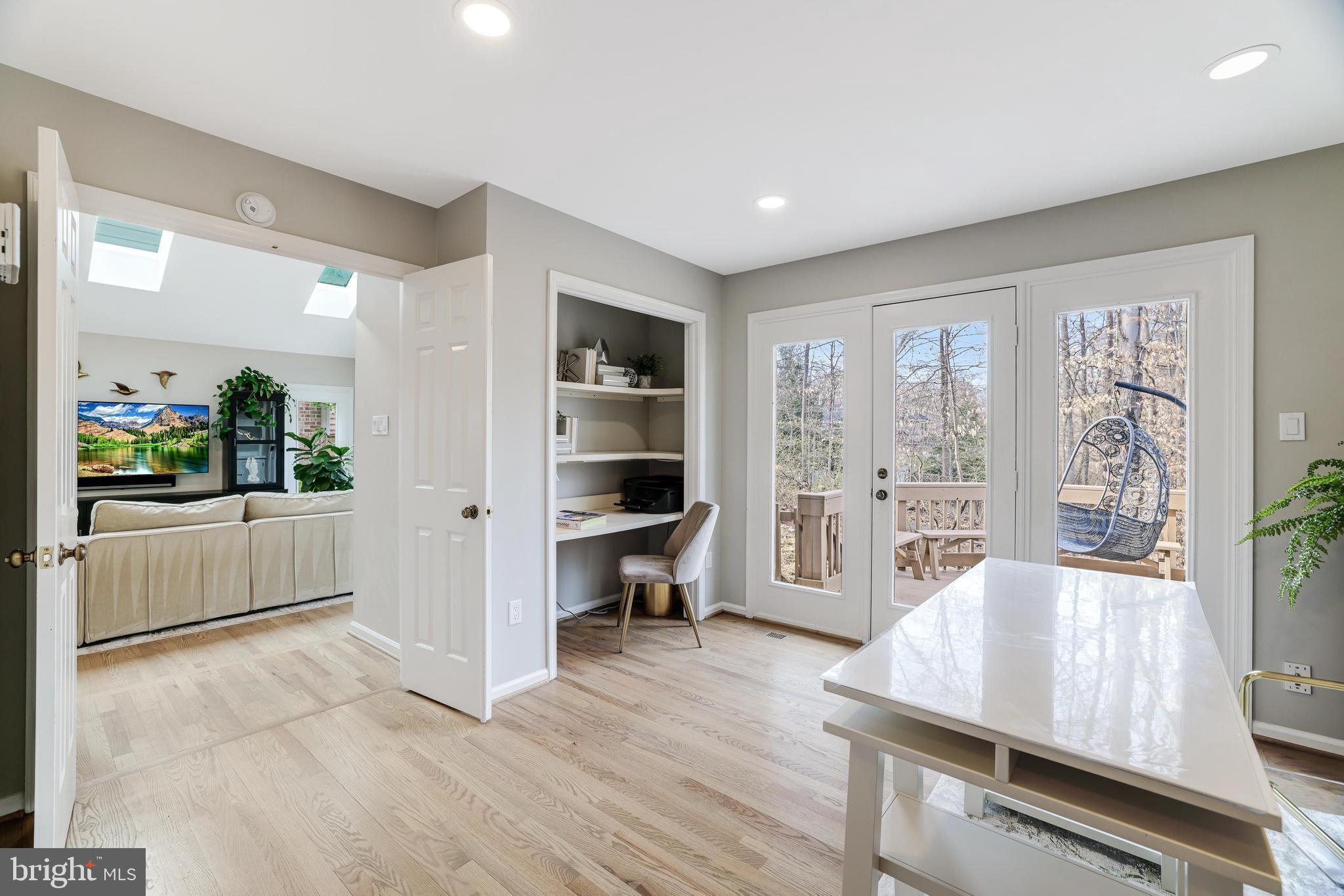 OAK MARR COURTS - Residential