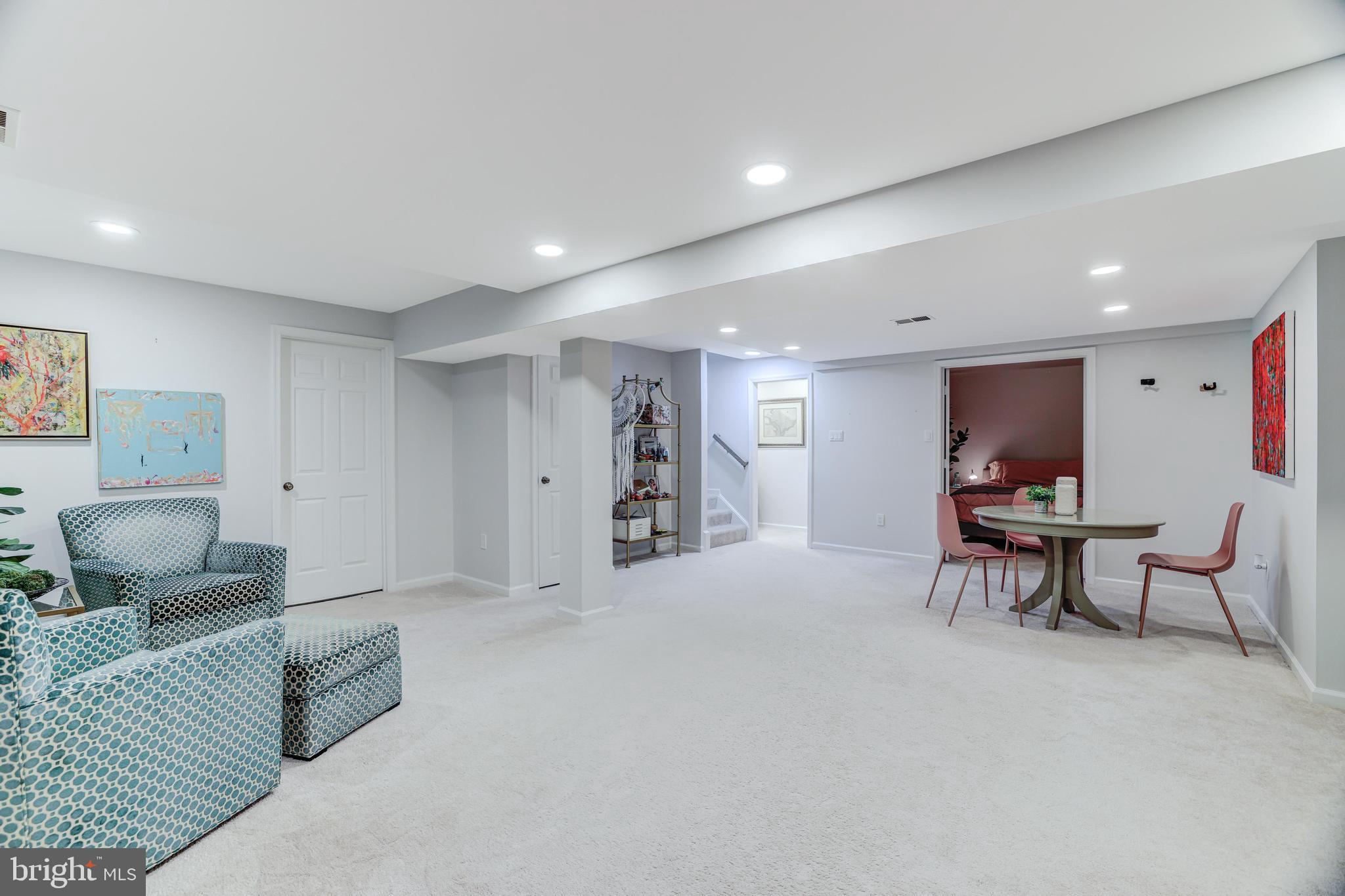 OAK MARR COURTS - Residential