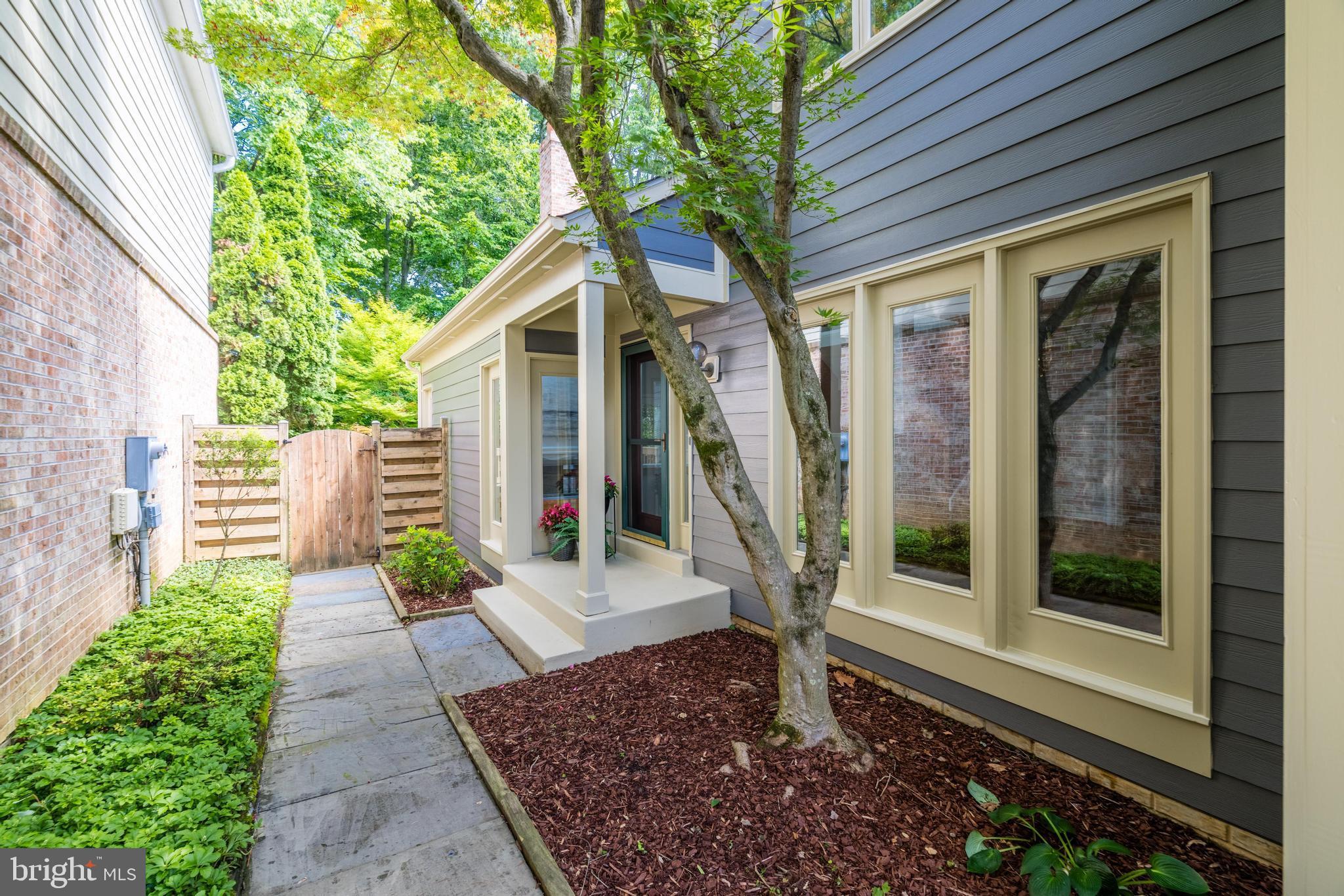 OAK MARR COURTS - Residential