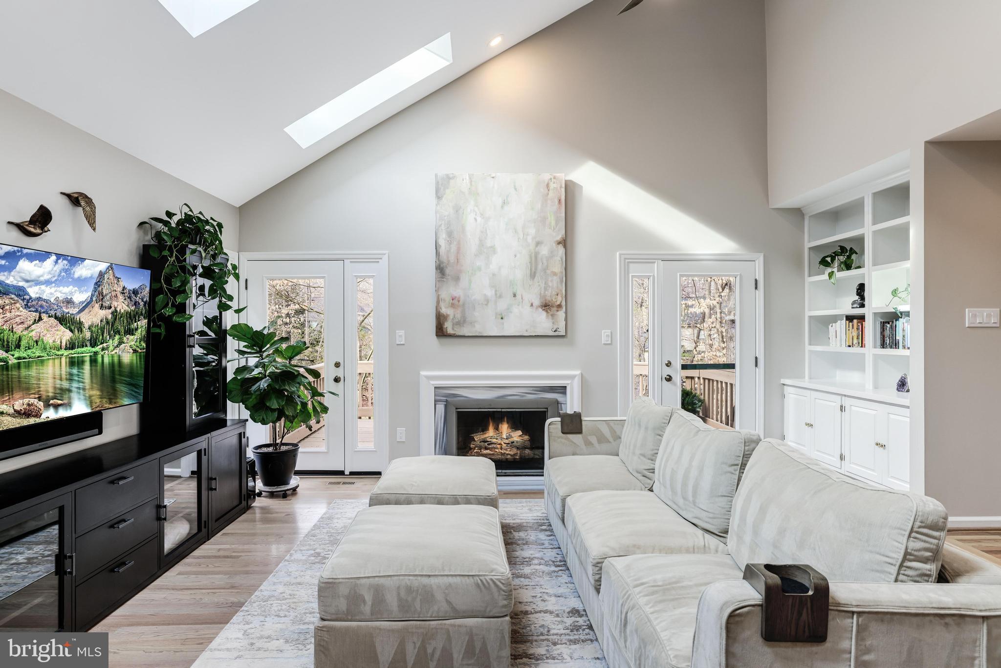 OAK MARR COURTS - Residential