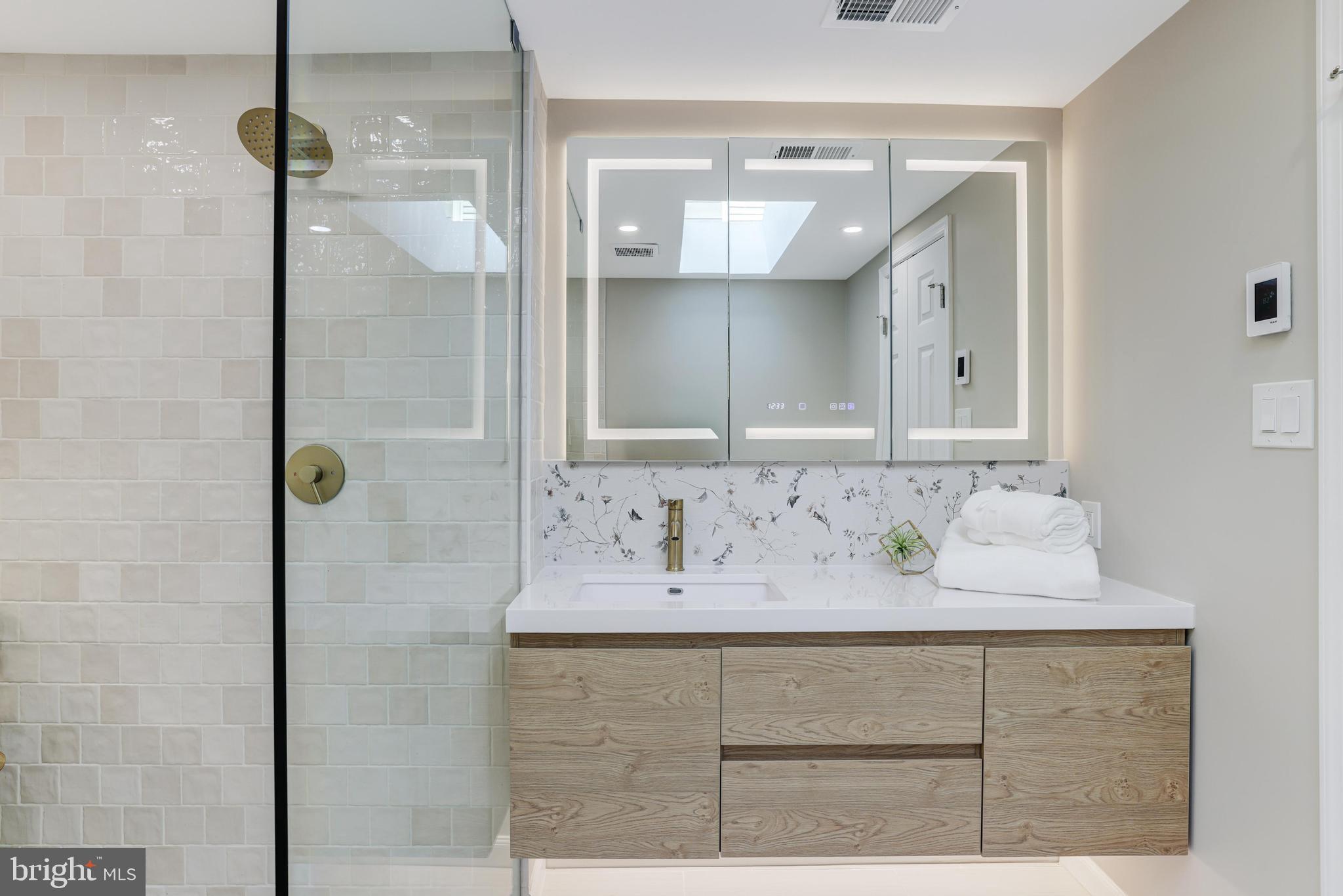 OAK MARR COURTS - Residential