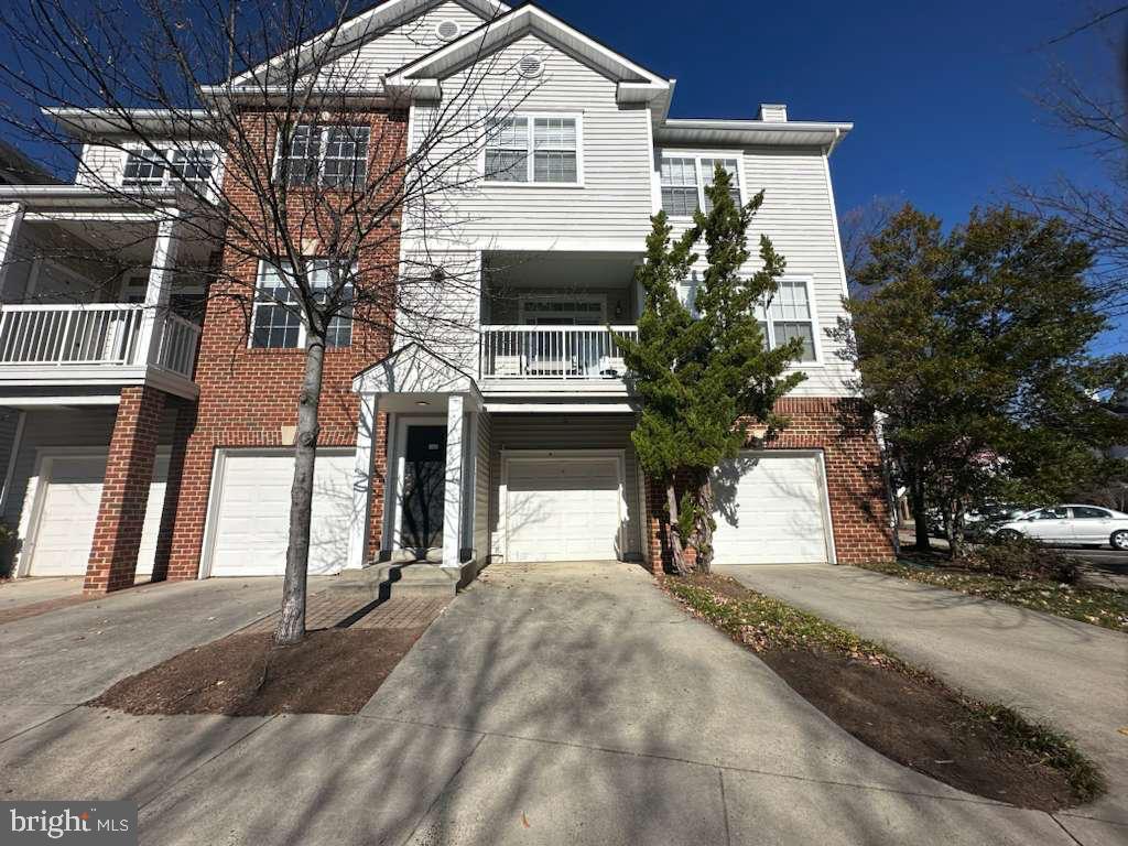 FOX MILL STATION - Residential Lease