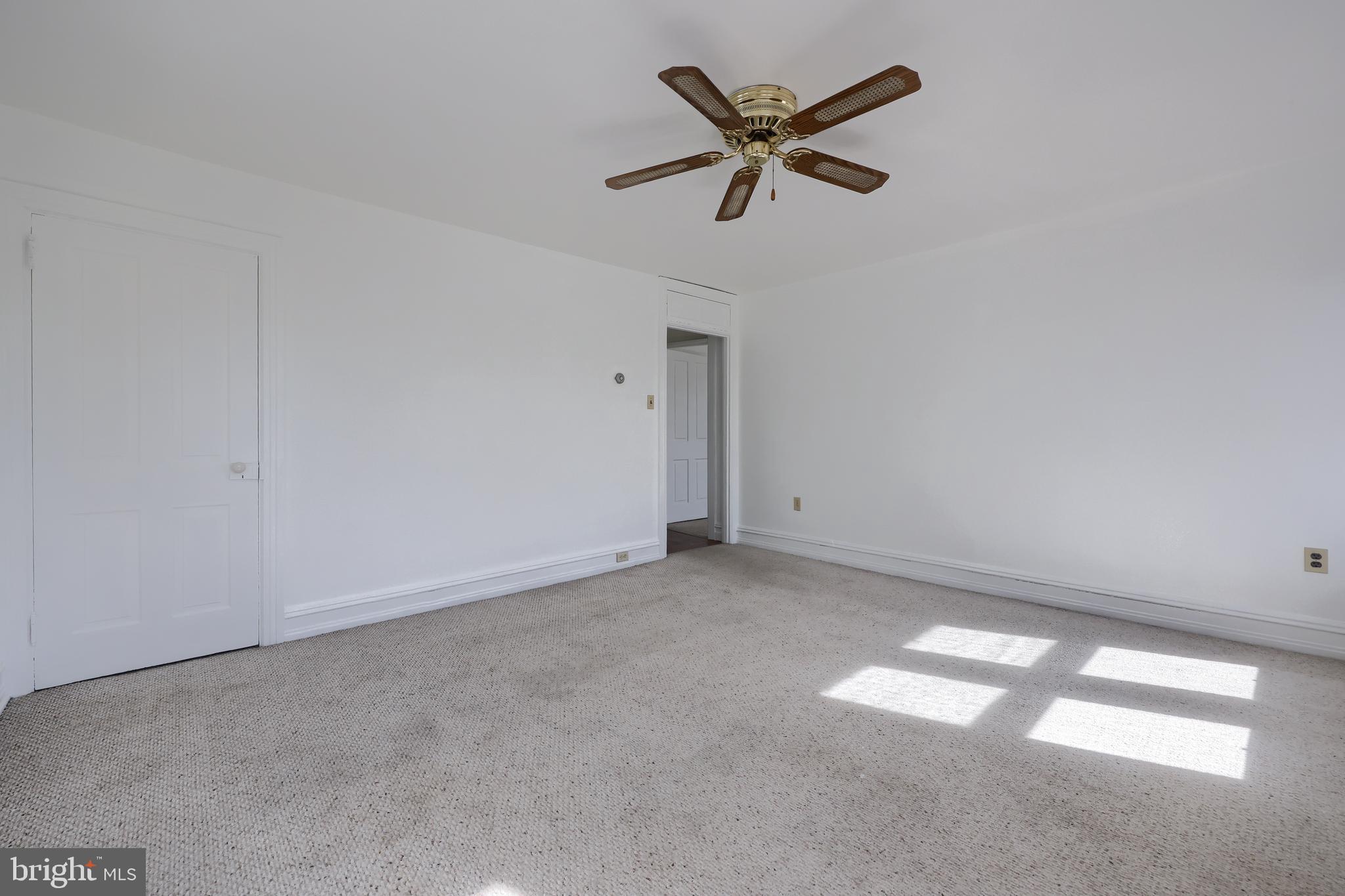 HEMPFIELD - Residential