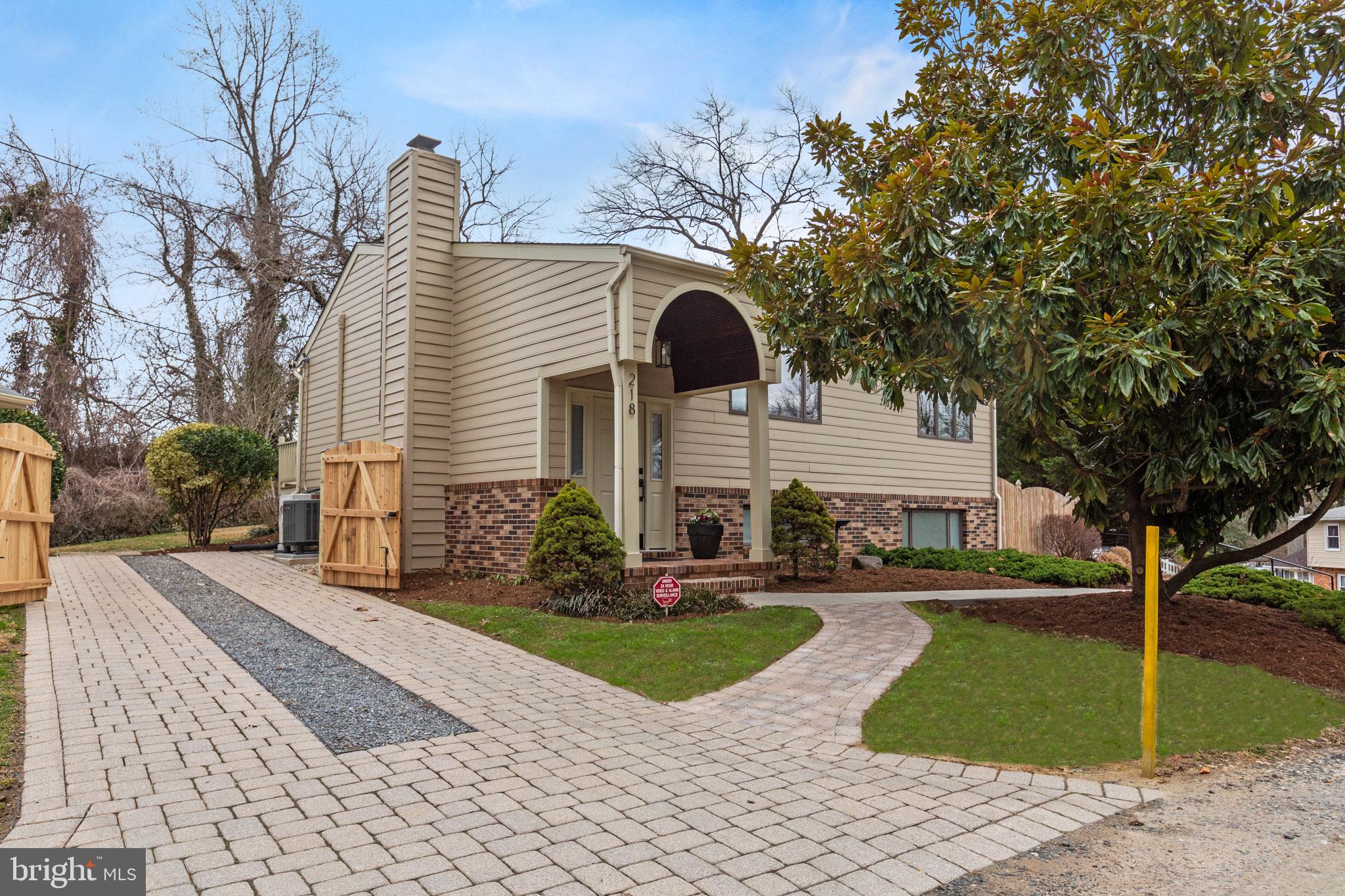 SOUTHDOWN SHORES - Residential