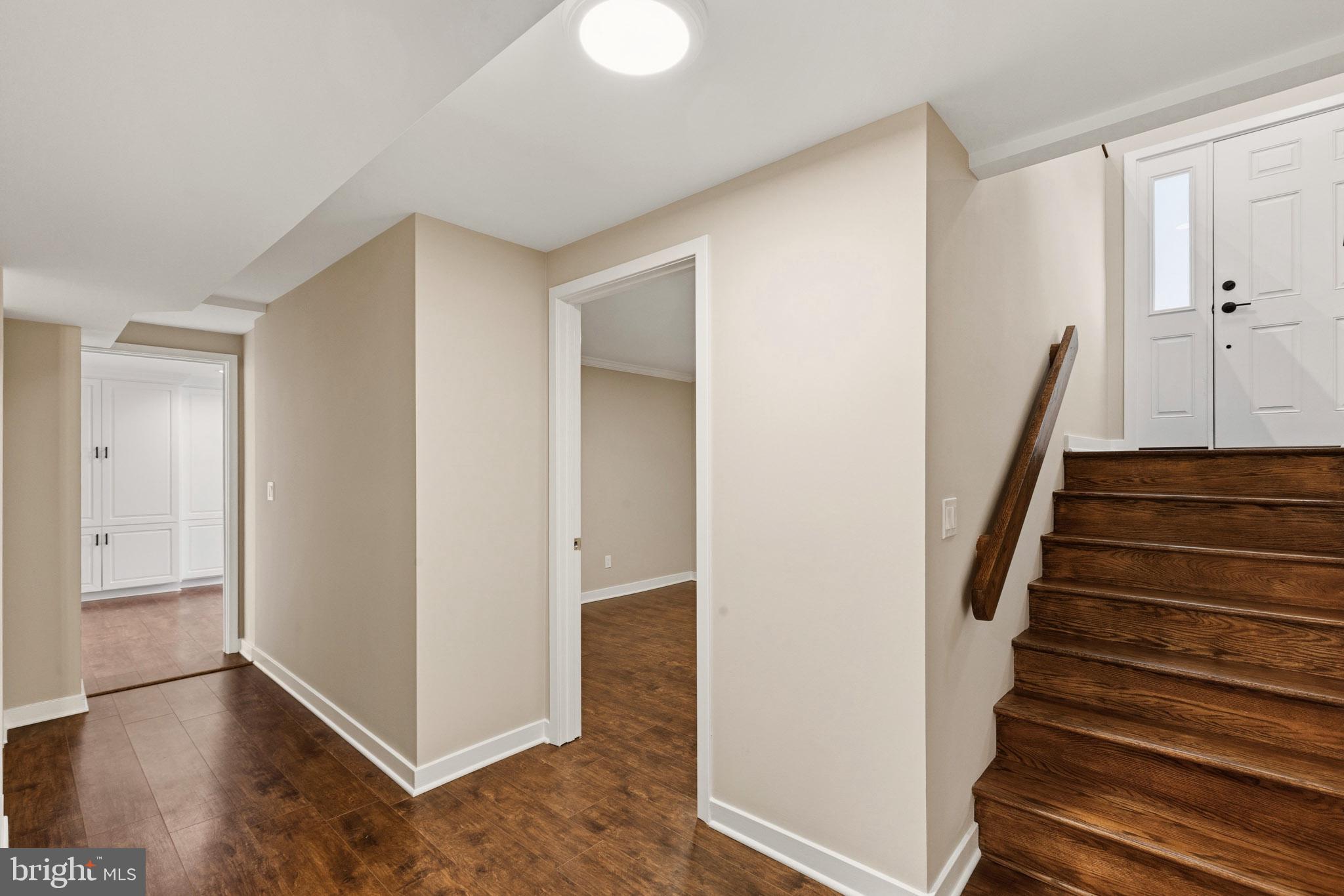 SOUTHDOWN SHORES - Residential