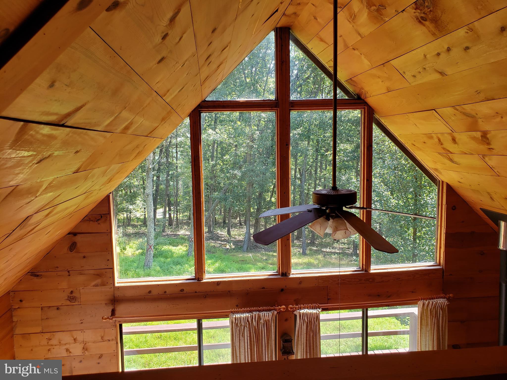 STAGECOACH STOP @ CAPON BRIDGE - Residential