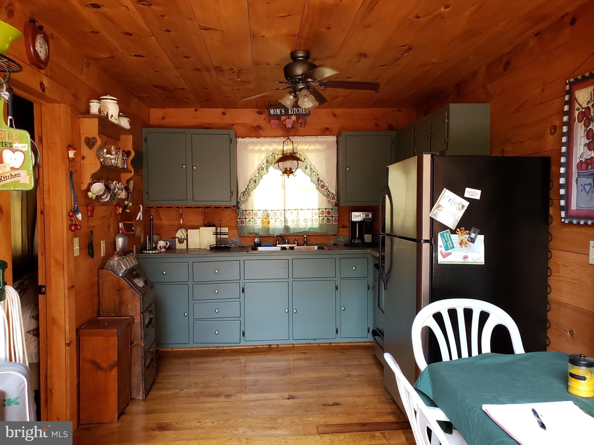 STAGECOACH STOP @ CAPON BRIDGE - Residential