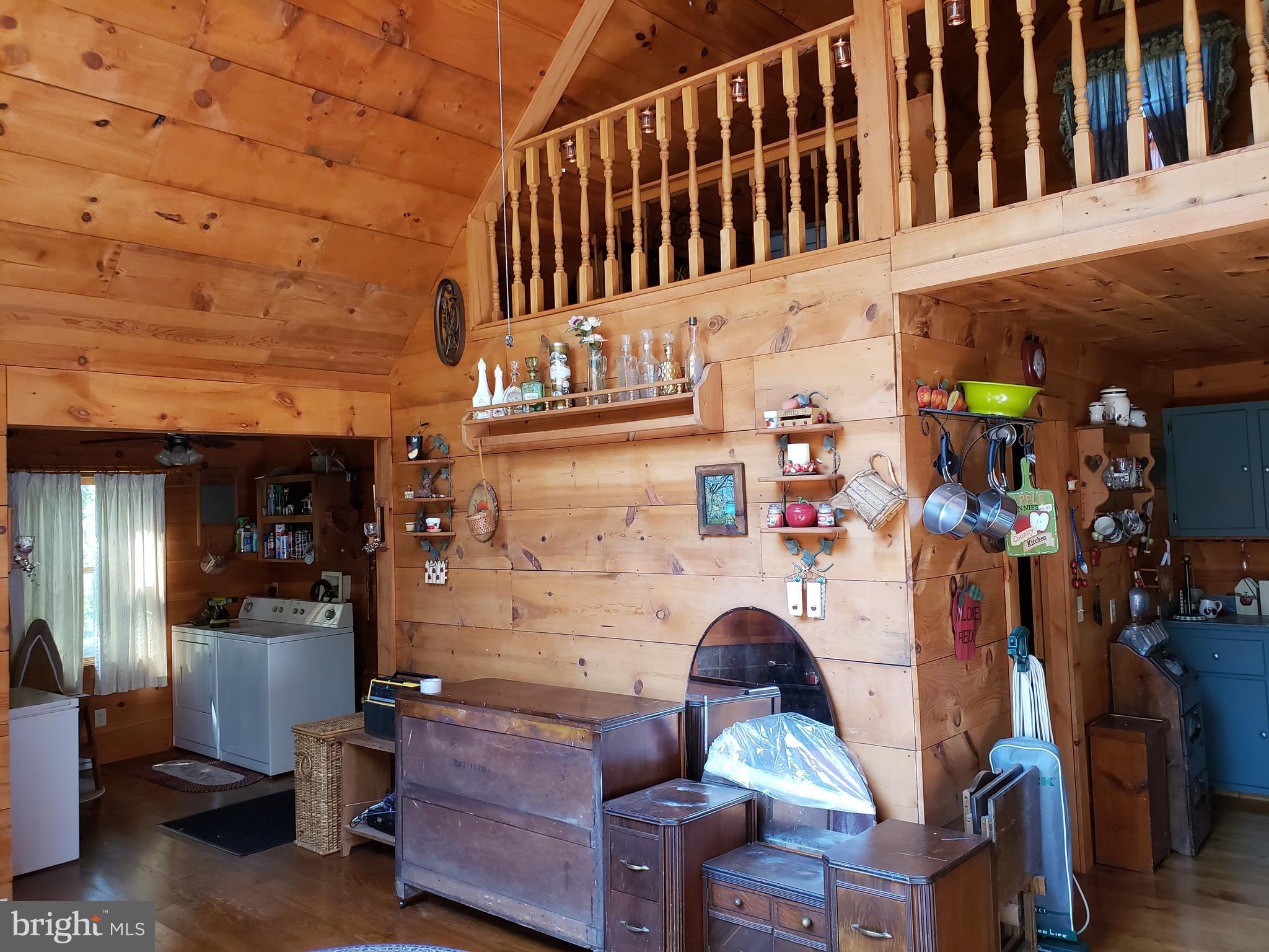 STAGECOACH STOP @ CAPON BRIDGE - Residential