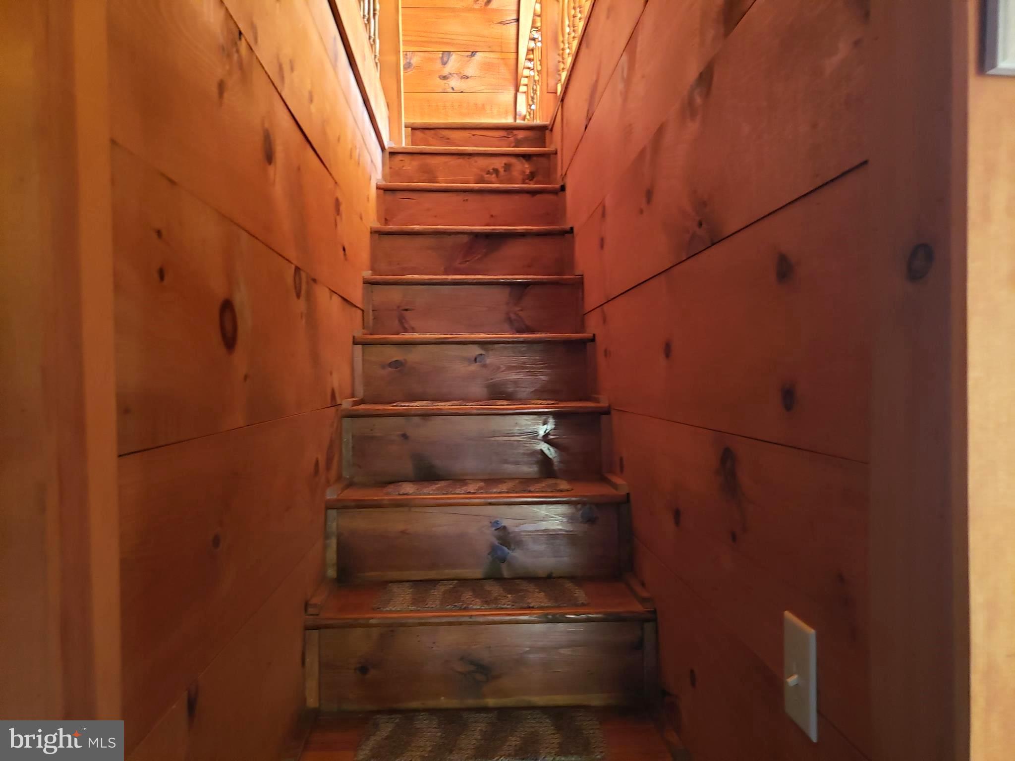 STAGECOACH STOP @ CAPON BRIDGE - Residential