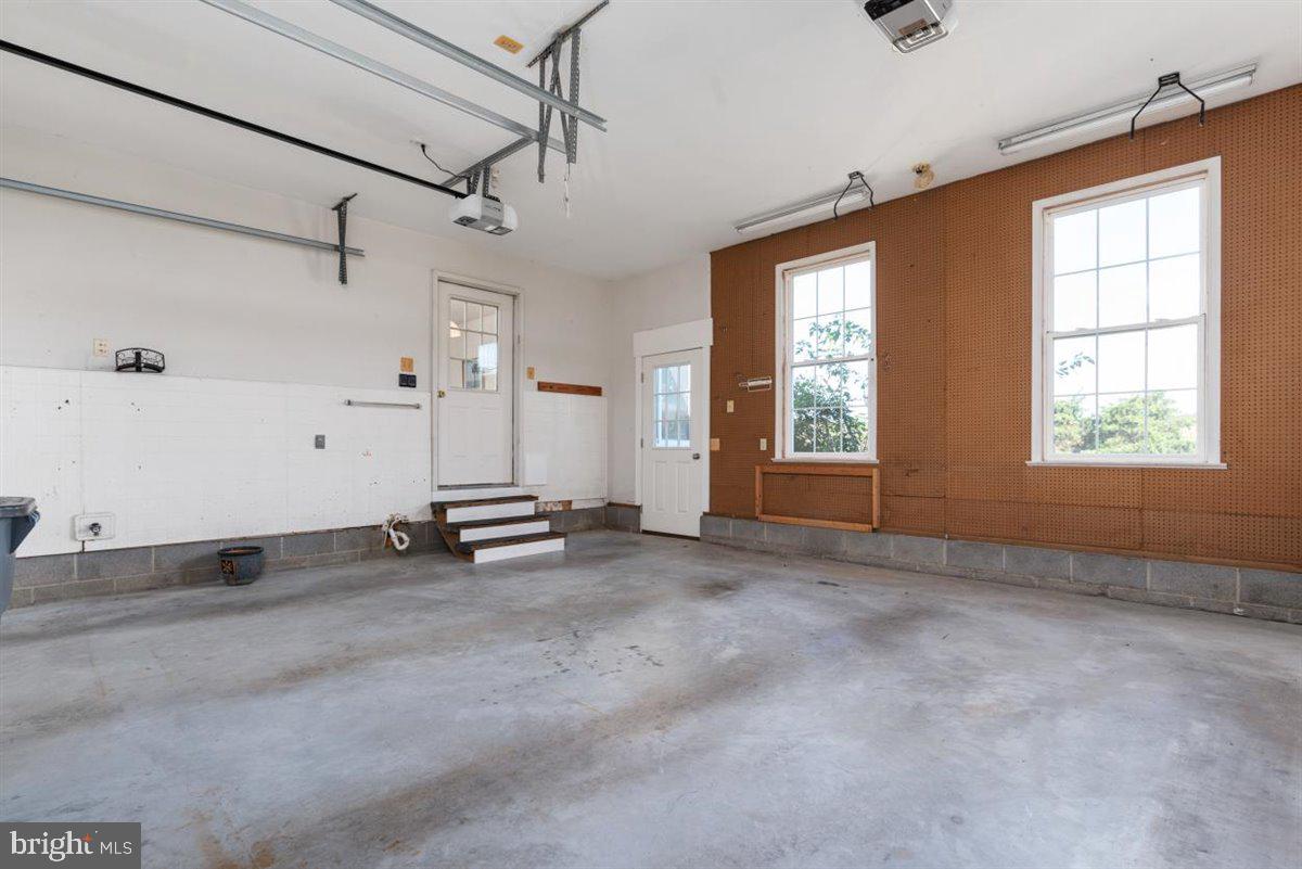 CENTREVILLE - Residential