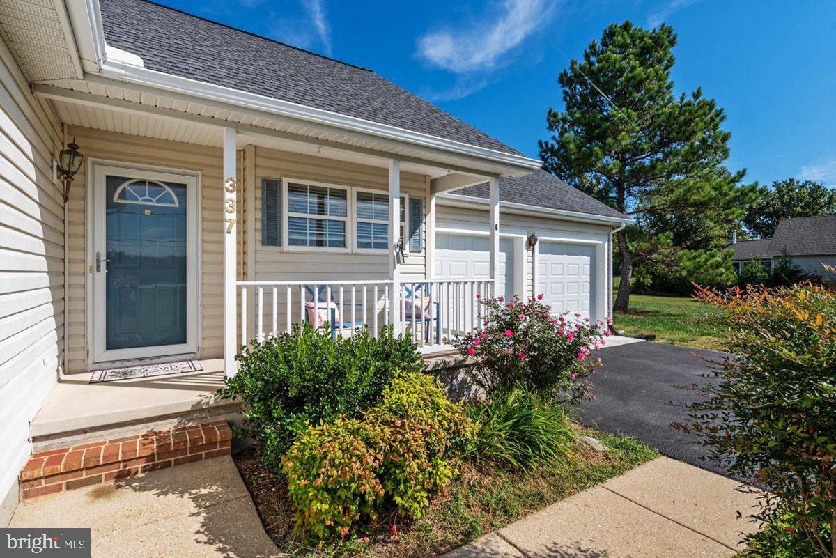 CENTREVILLE - Residential