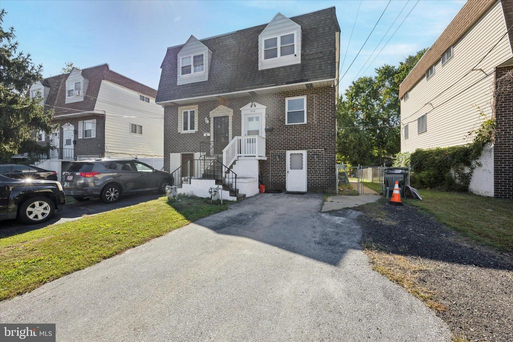 Photo of 820 School Lane, FOLCROFT, PA 19032 (MLS # PADE2101874)