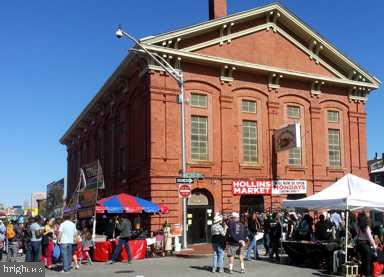 UNION SQUARE - Residential Lease