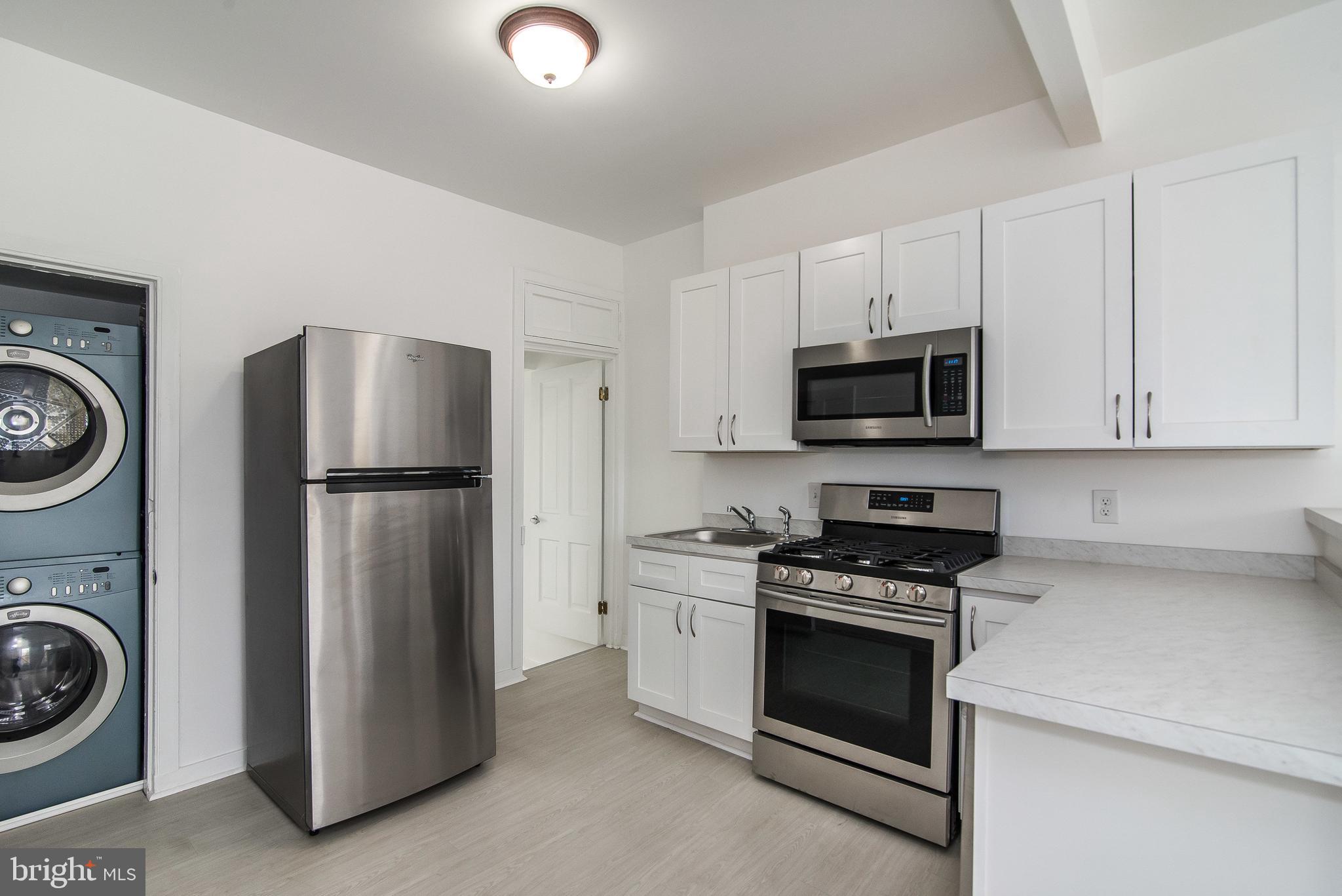 UNION SQUARE - Residential Lease